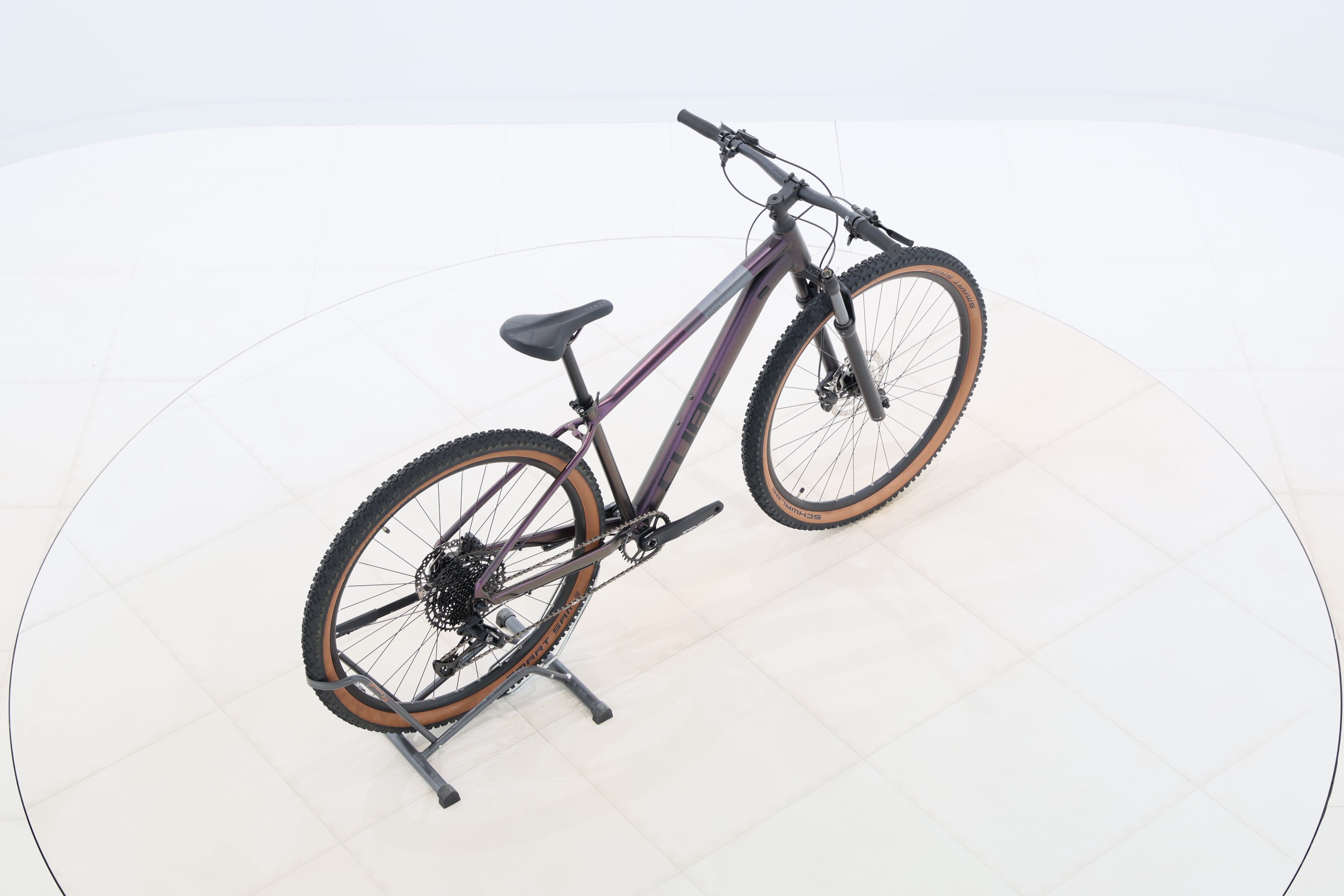 8dc232fb-2274-4584-98bf-f18651c87951