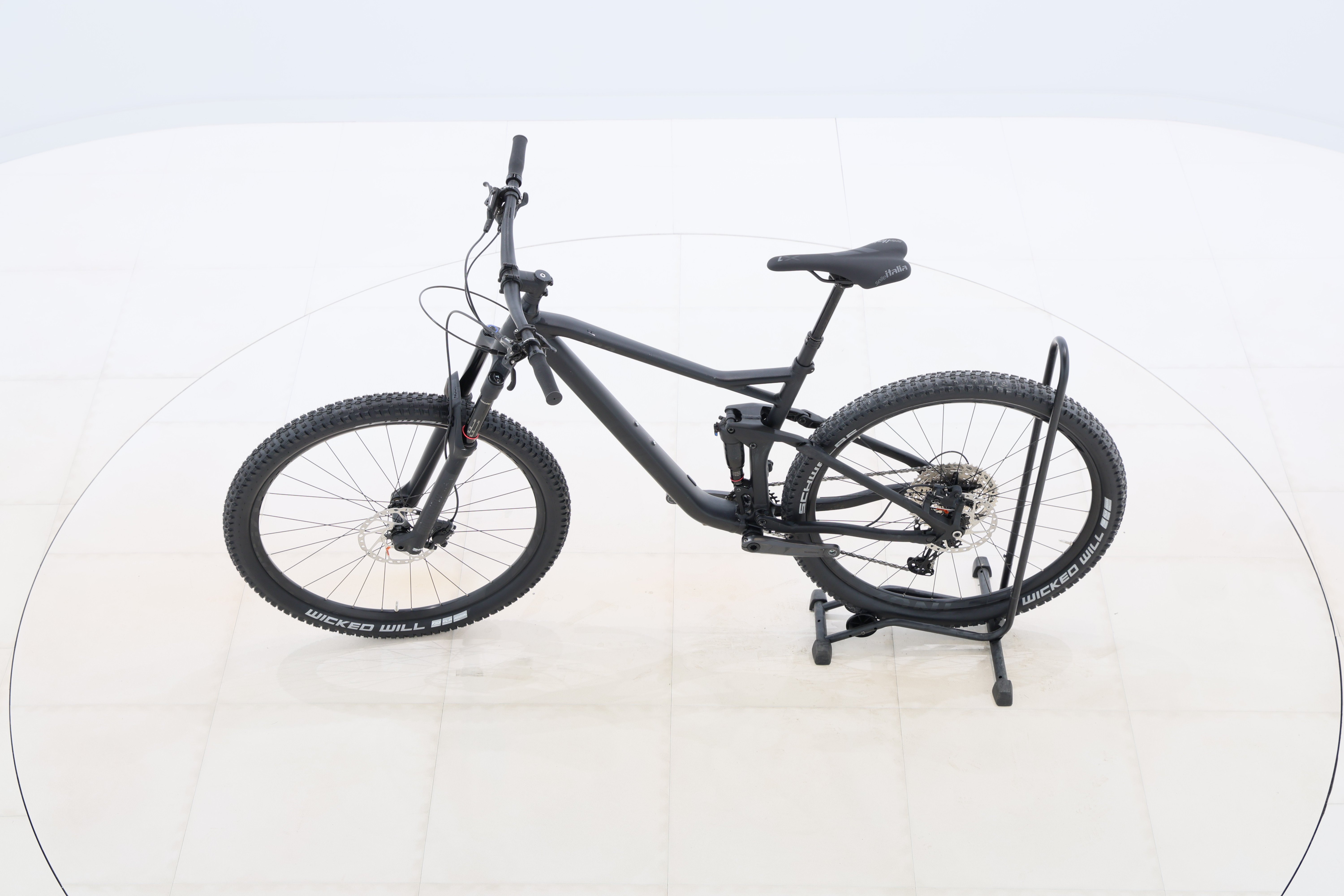 f1f69ac7-97b9-4ffc-8f7b-ab03f5de22cf