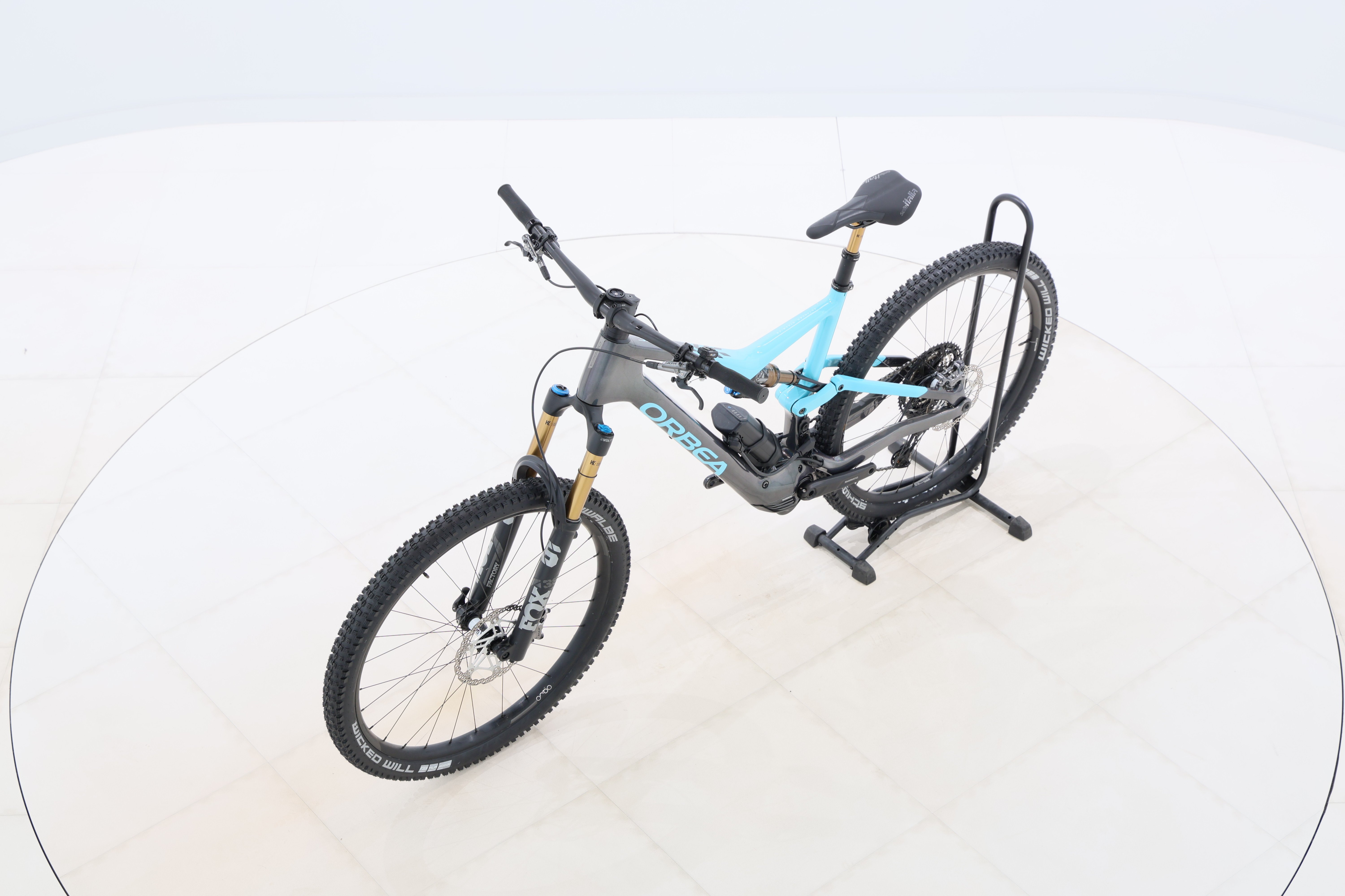 bc09d553-45bd-4ba1-a46f-e498eab6f283