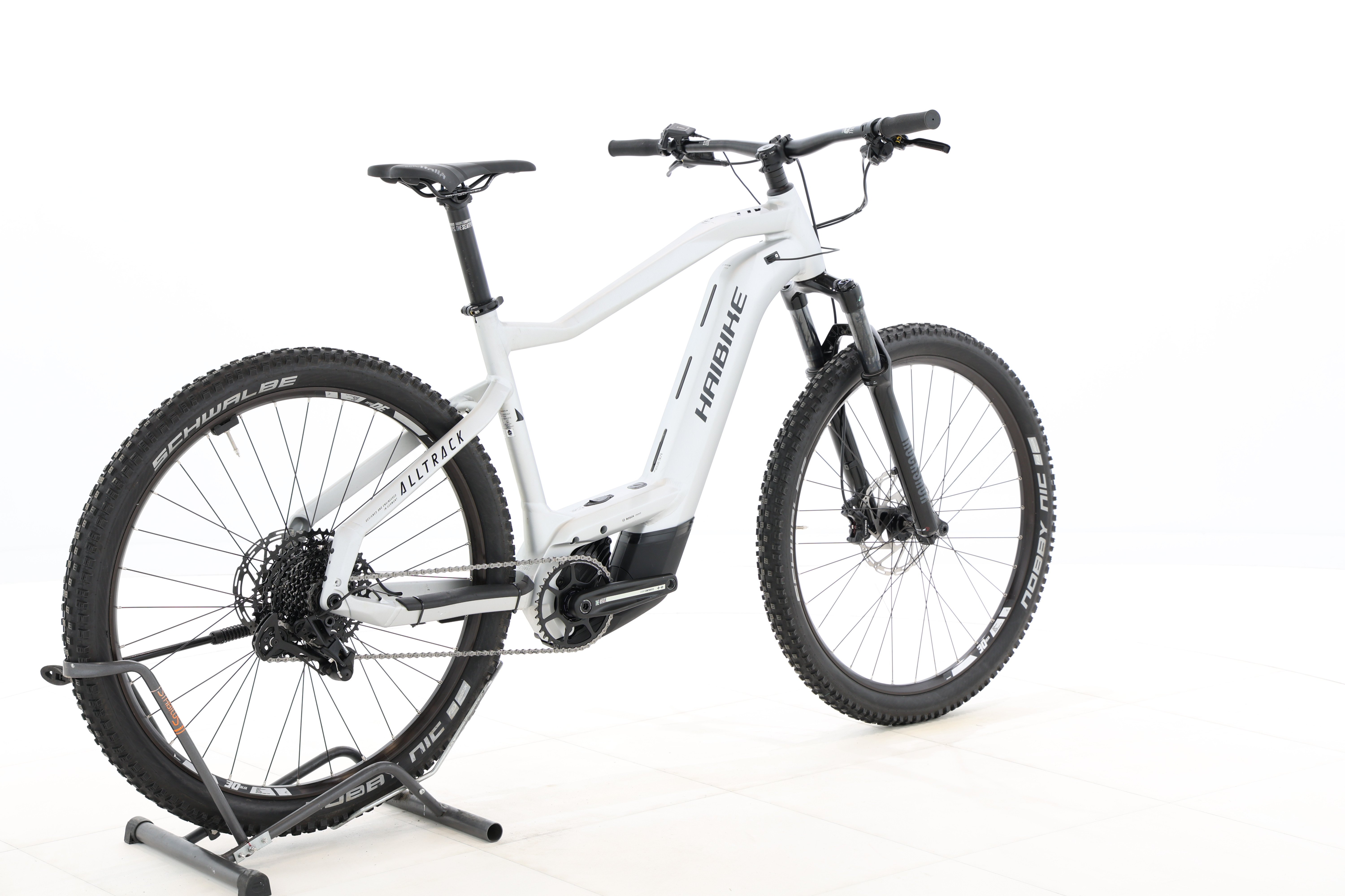 5293f6f9-951d-4ea8-9421-c233be3234de