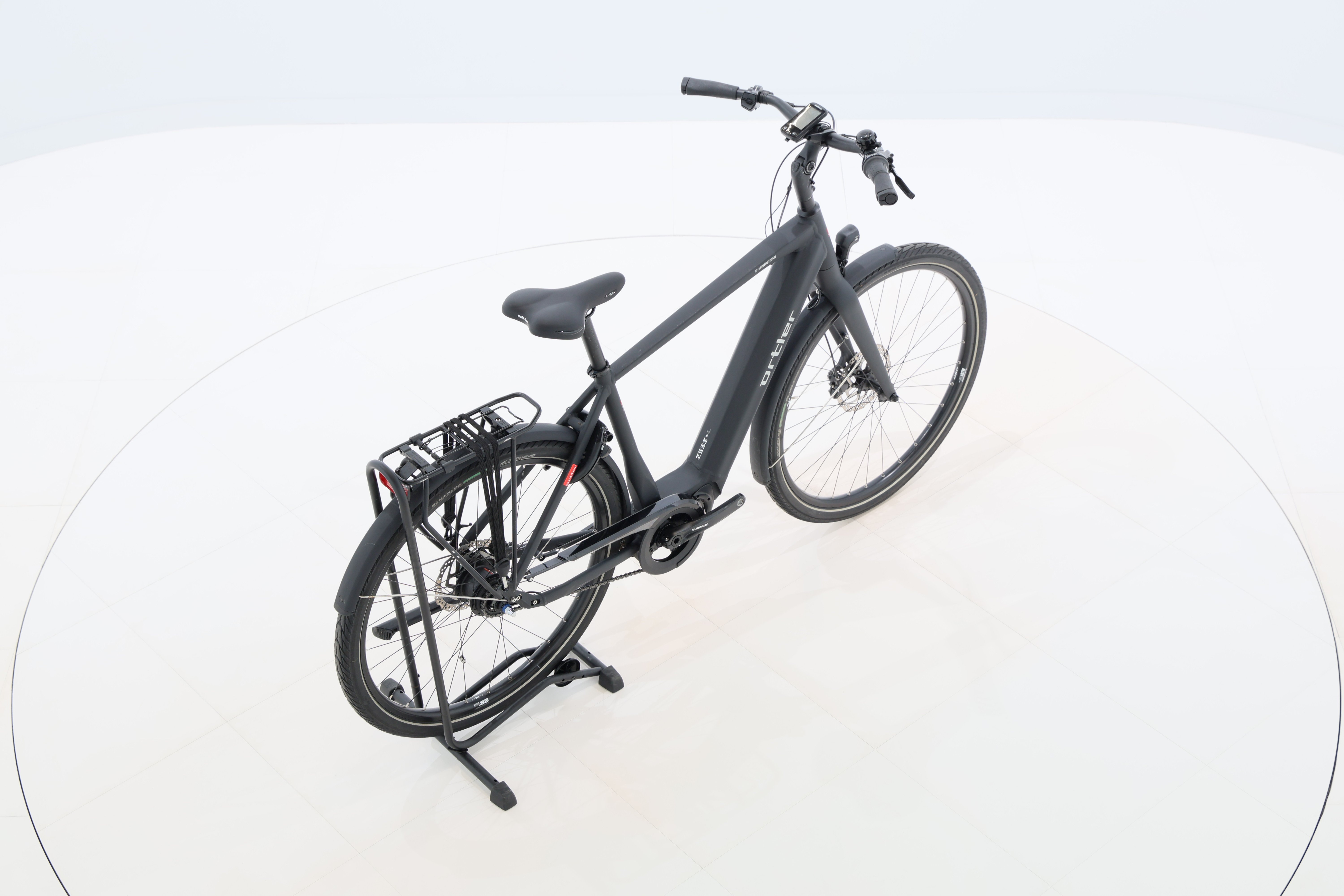 703c9399-58a1-4ef8-a0d7-255238424638