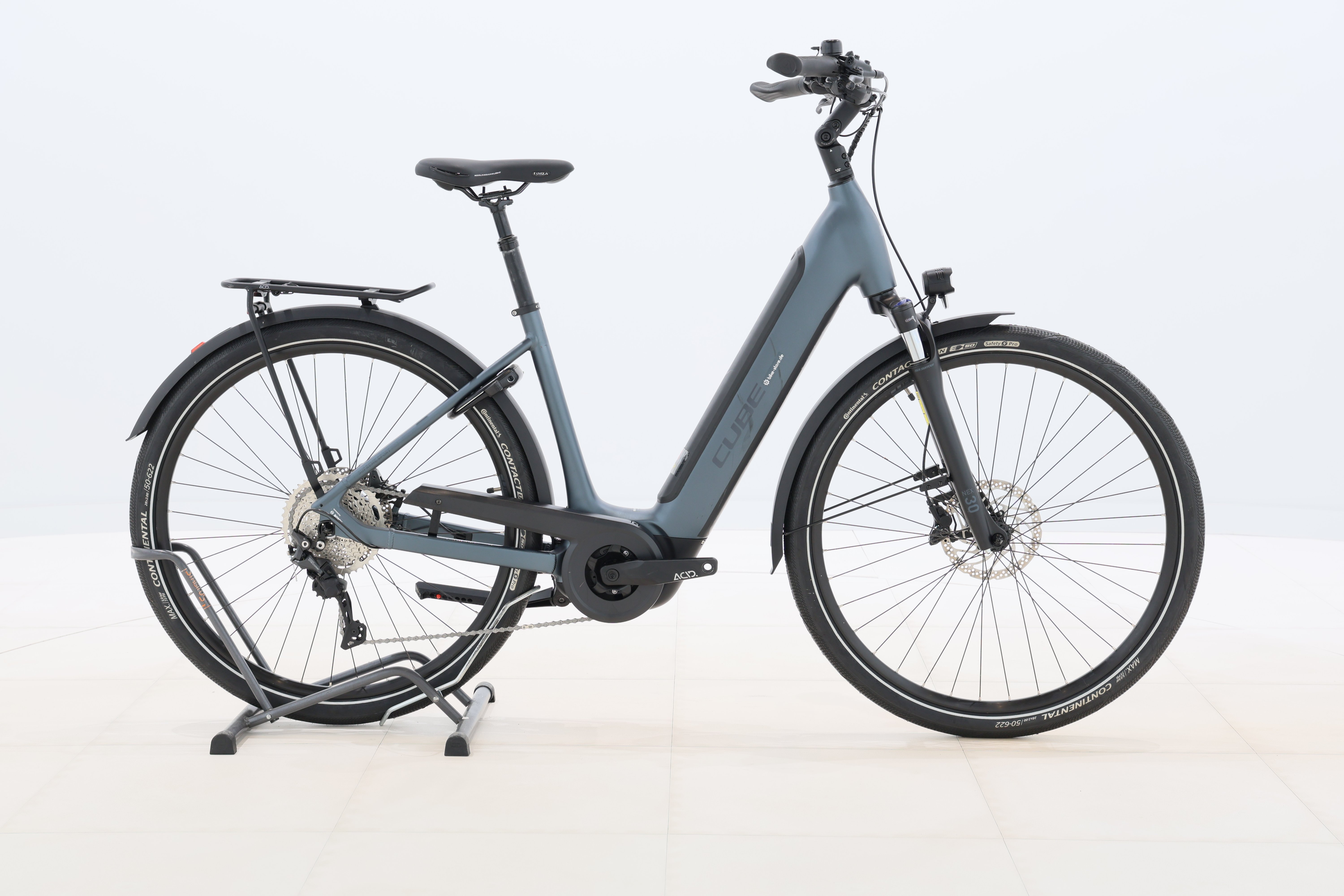 ccee65f8-1019-4a42-b9b7-37d46f4af7c9