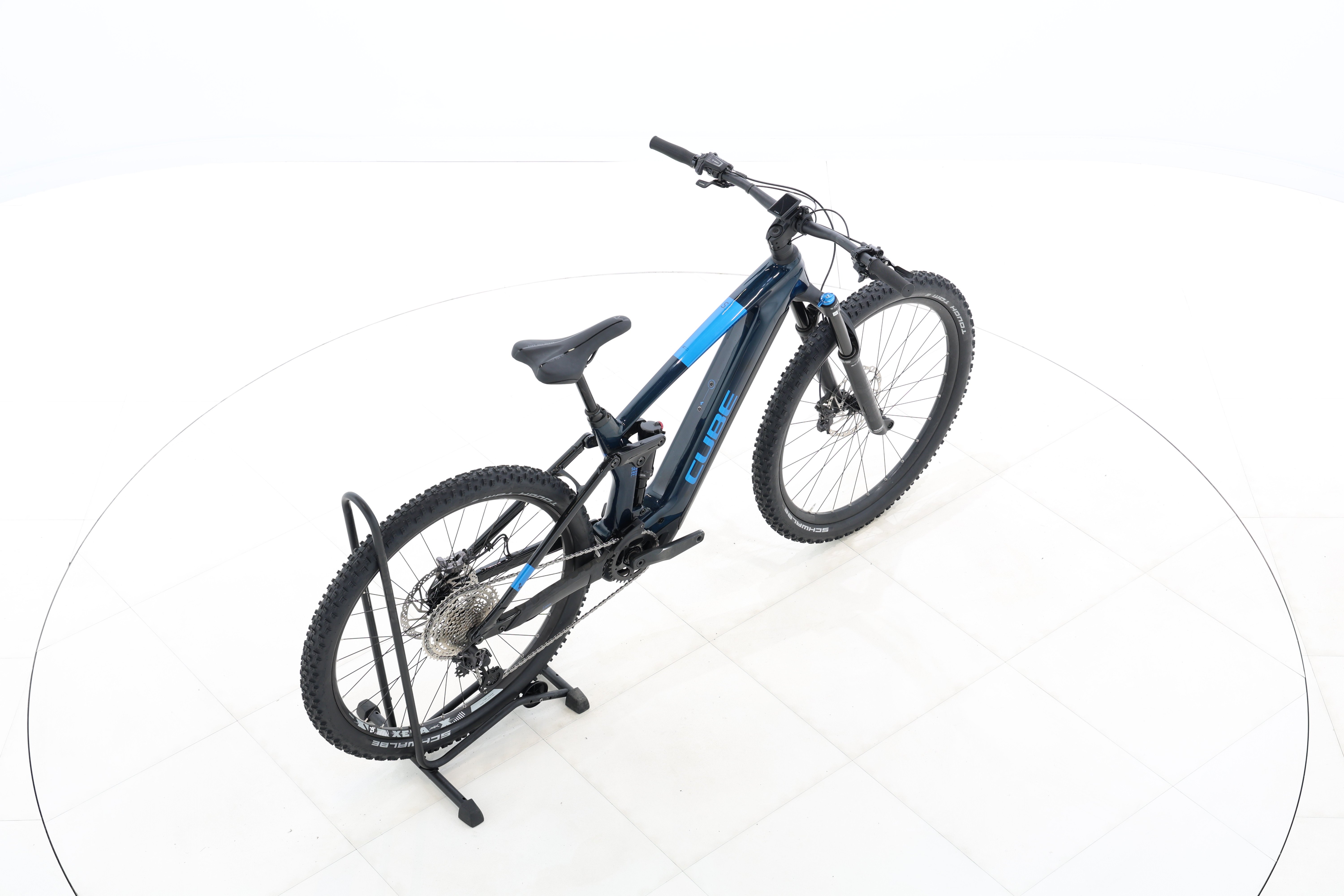 195d899e-cc1a-4266-8a81-aa72a98ad987