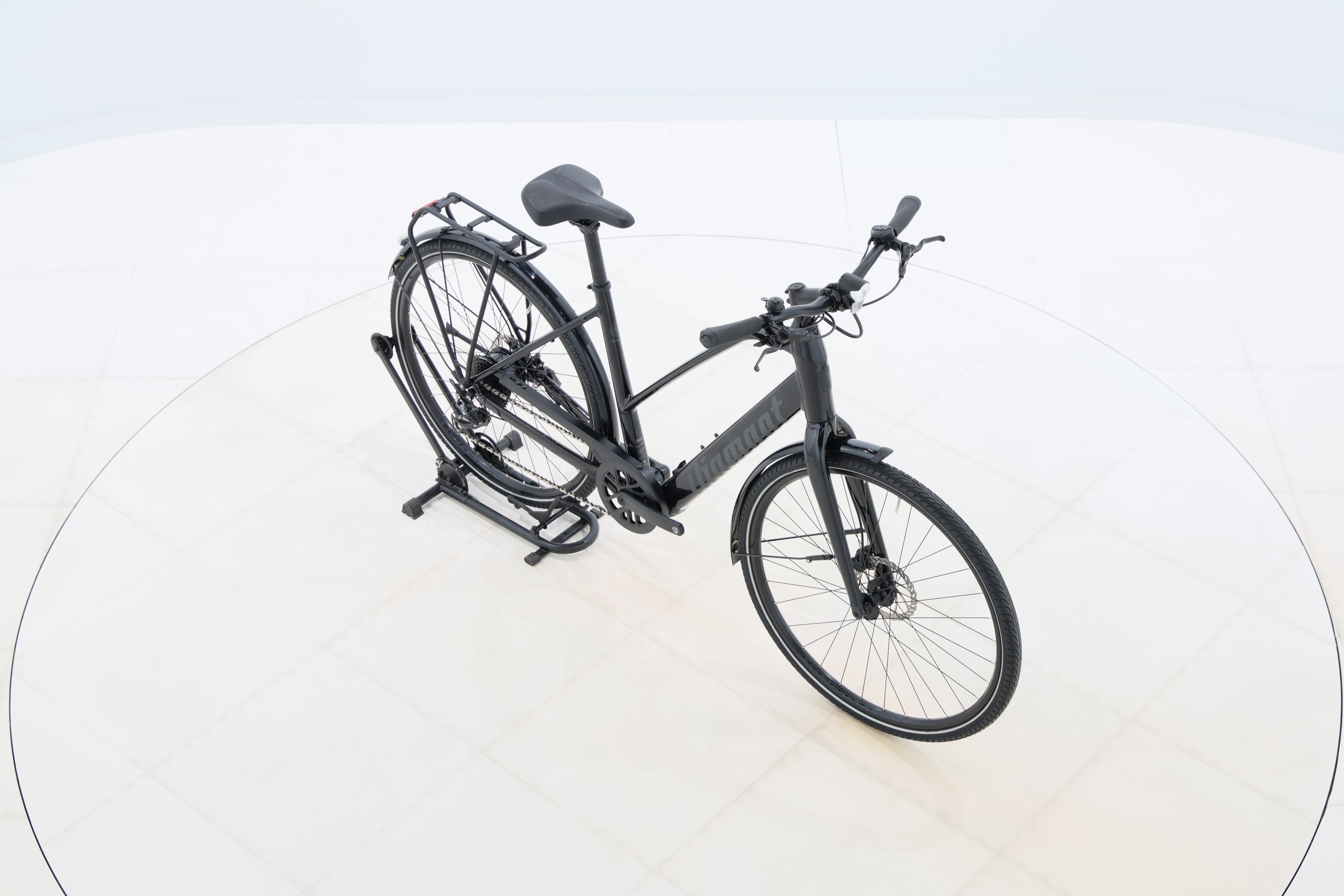 e1dd12b1-93b5-47b9-8e6c-073b73cf46d3