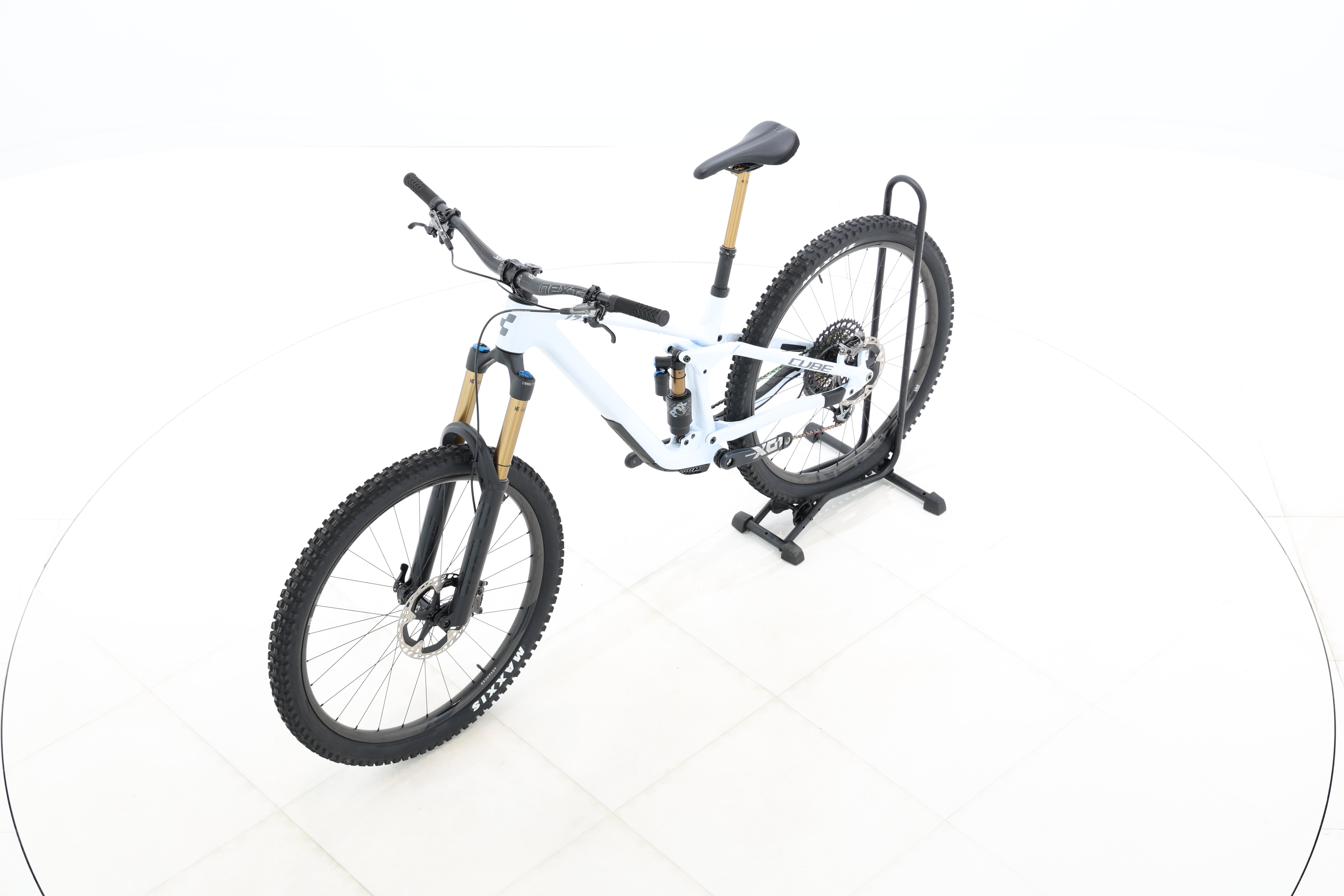 7bc418f4-996b-4e51-9936-f93b33164e2d