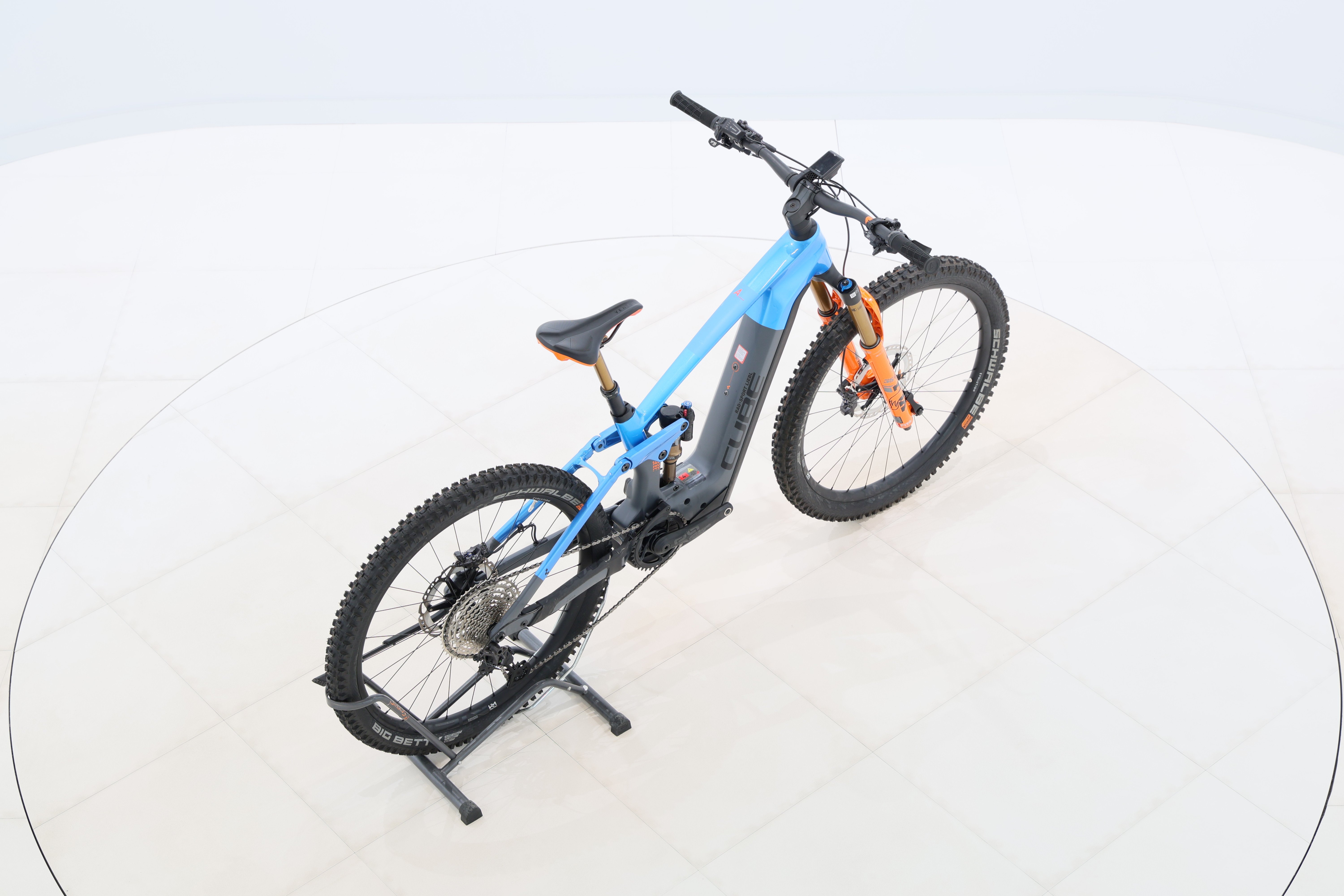 59a40ce0-bfdf-4b98-b332-24fff2efe58f