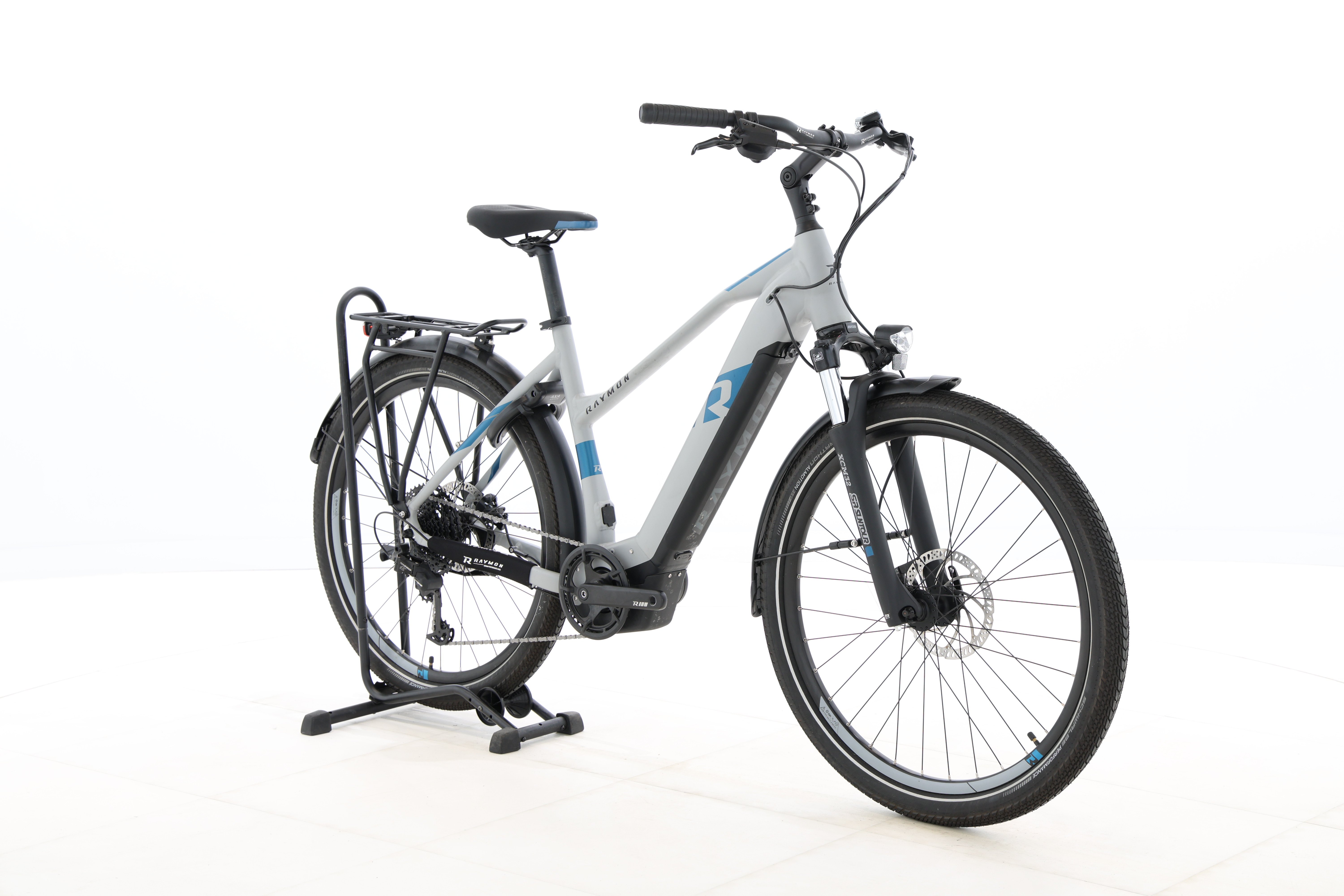 b1af85a9-6846-404c-bf66-f959249687f0