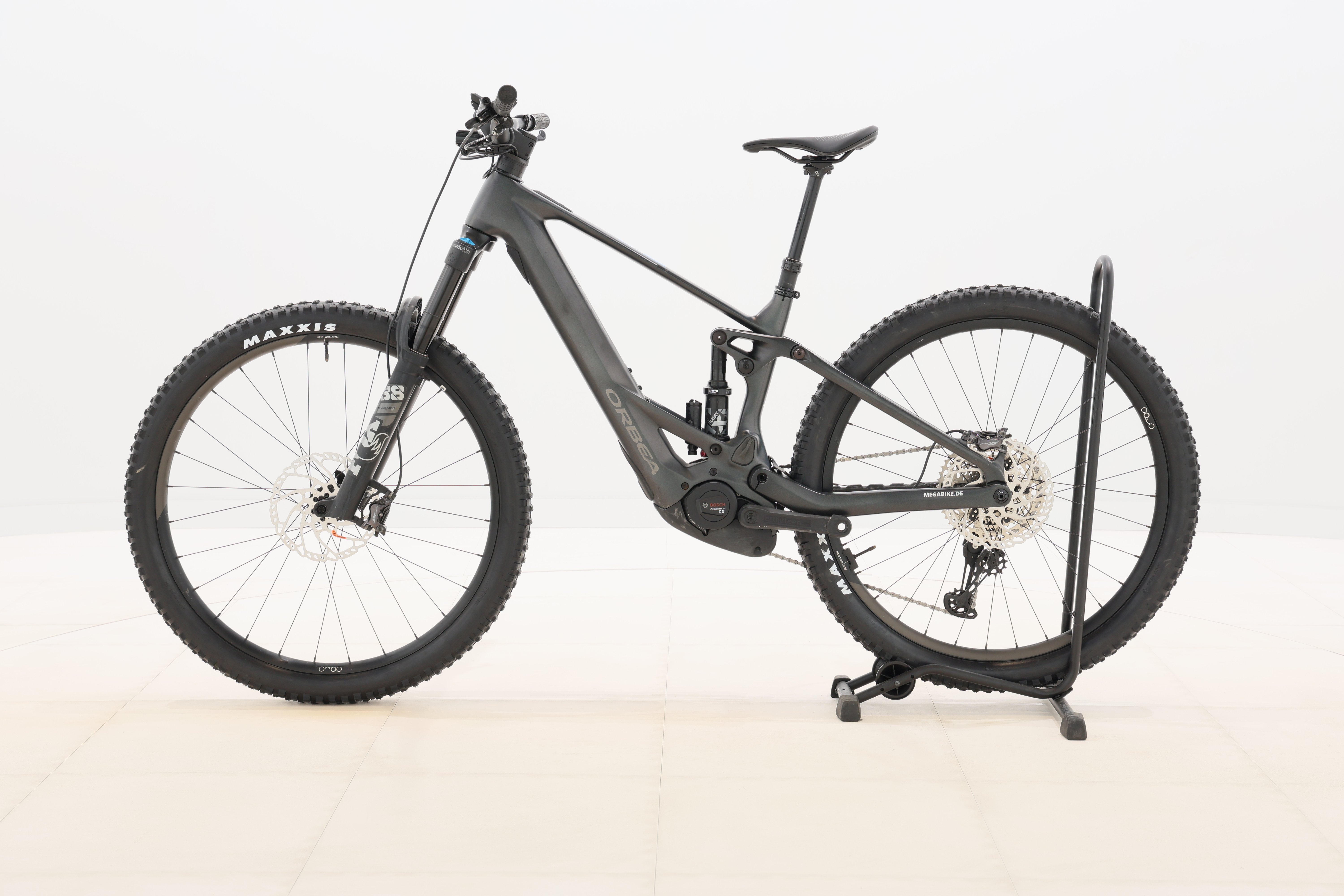 1e2569a8-07ff-41c2-ae27-164d902ec9e1