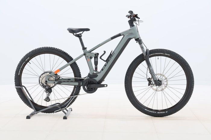 Cube Stereo Hybrid 120 Pro 625 2023