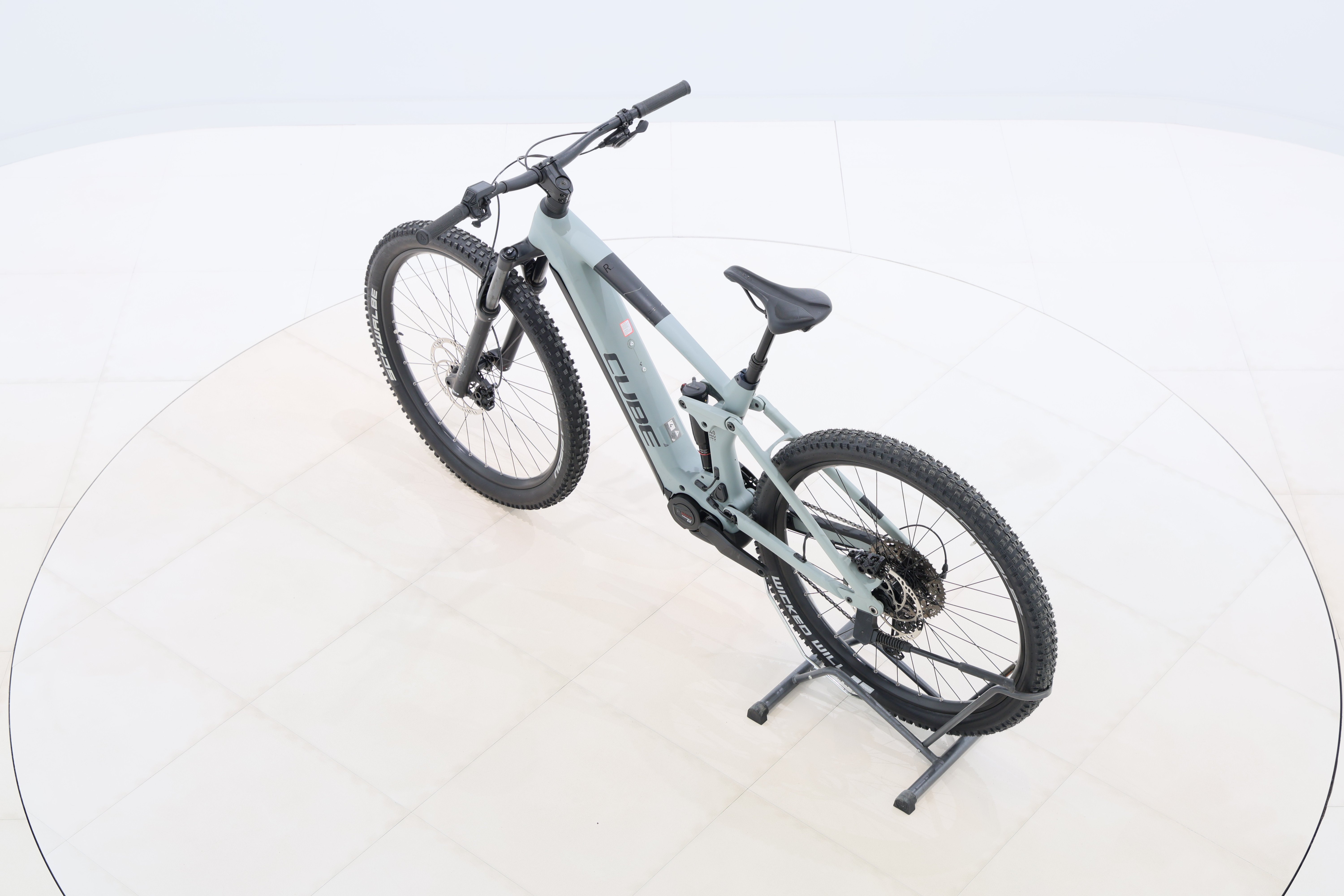 8115b129-f972-4be3-b48a-1b3480e4258a