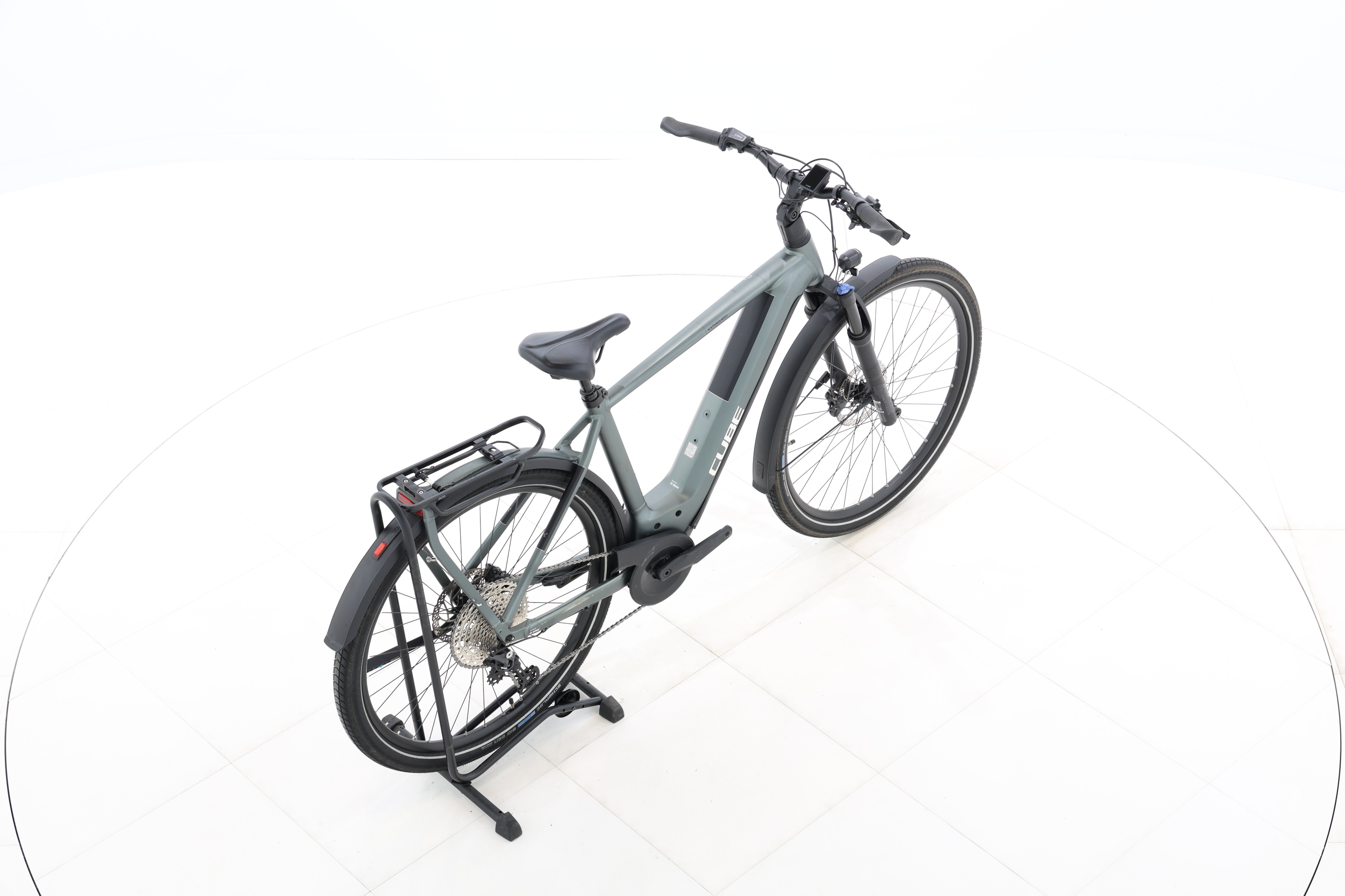 64cf259d-dc2e-49bc-be2f-fe7a6279a006