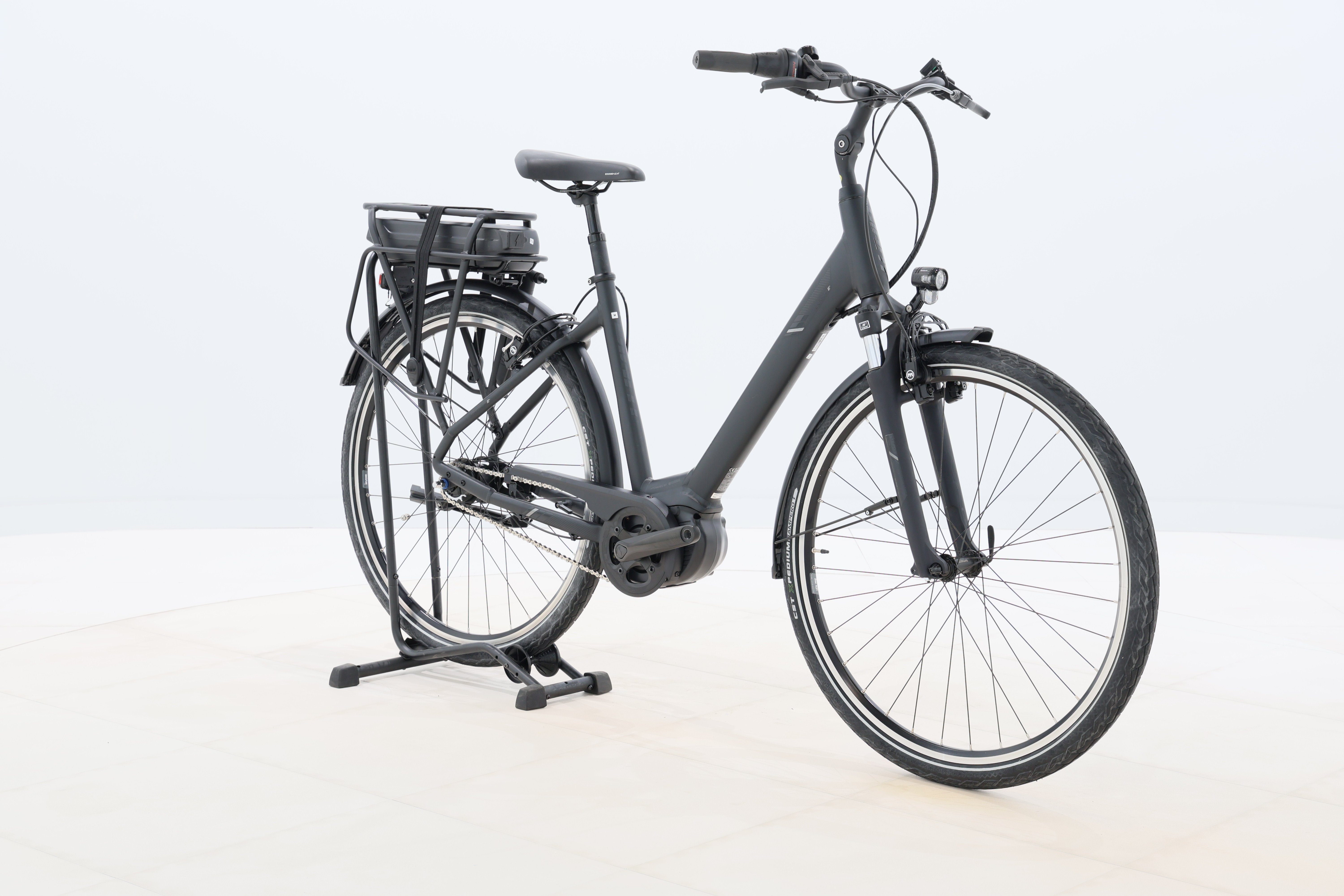 8dfdb5e8-b72f-49d4-b94b-18b04ba0c3b3