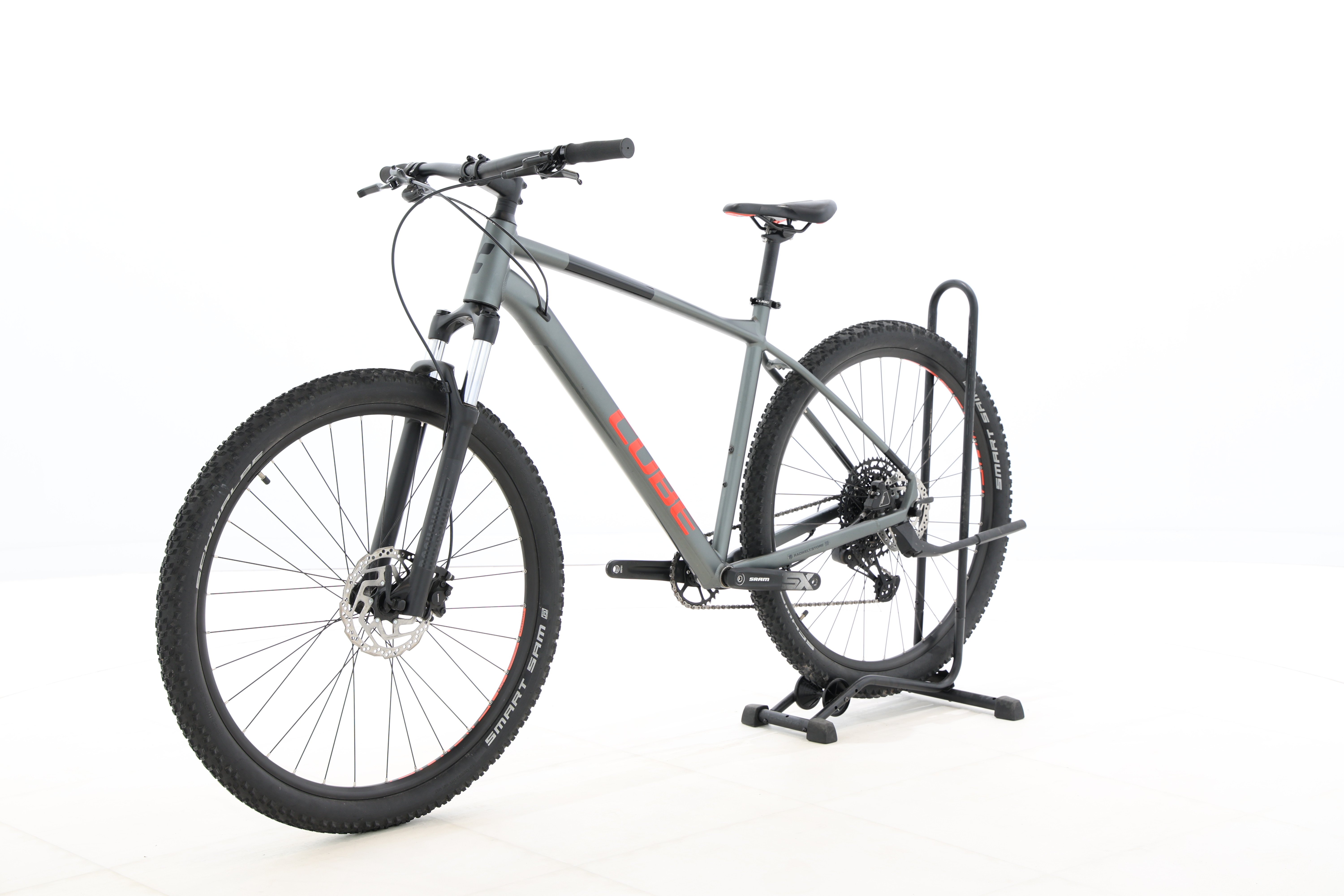 a8ca99bf-9beb-4f1d-9994-37fd3a0e77e0