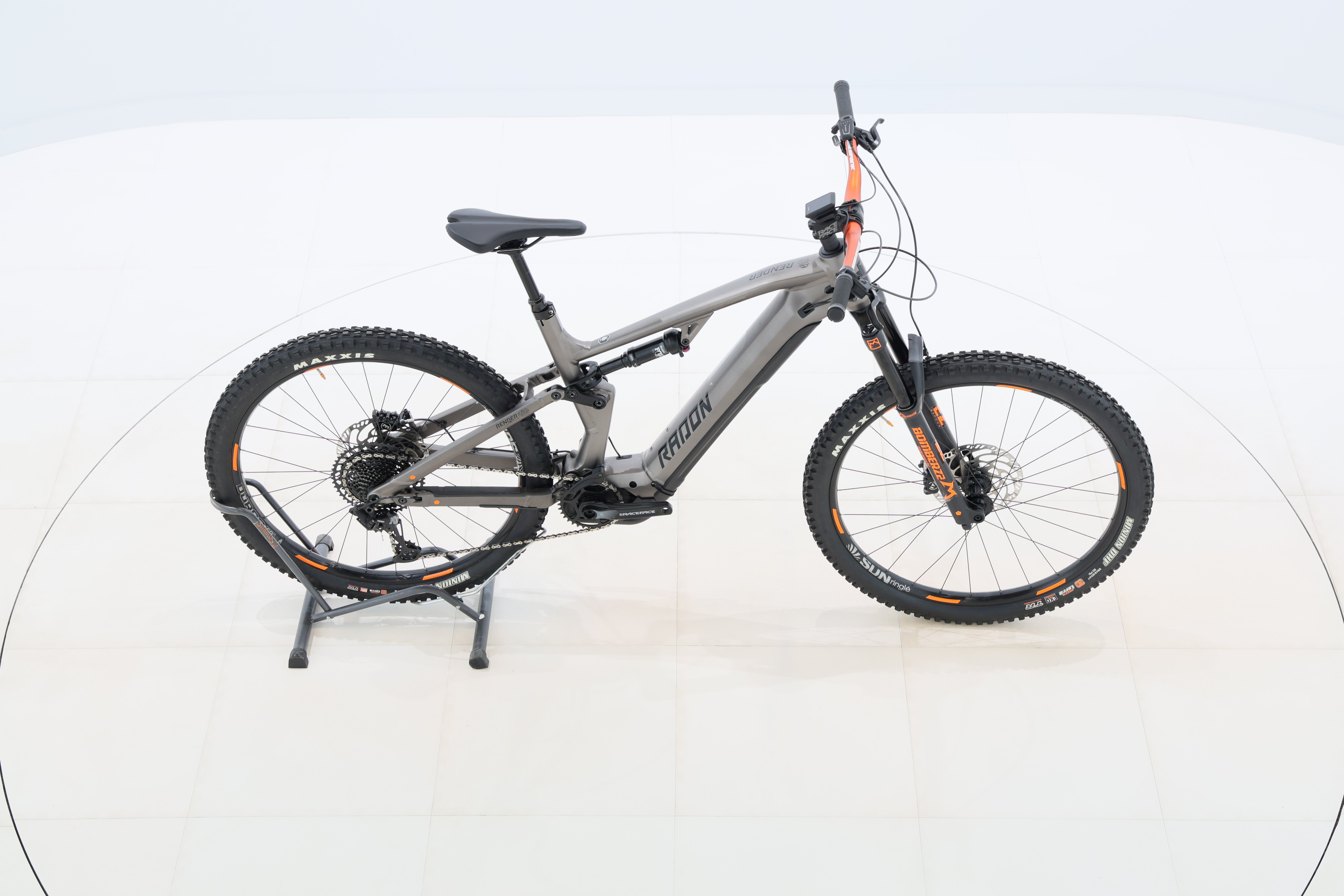 27ea86b6-5d00-4911-a890-b7d573333071