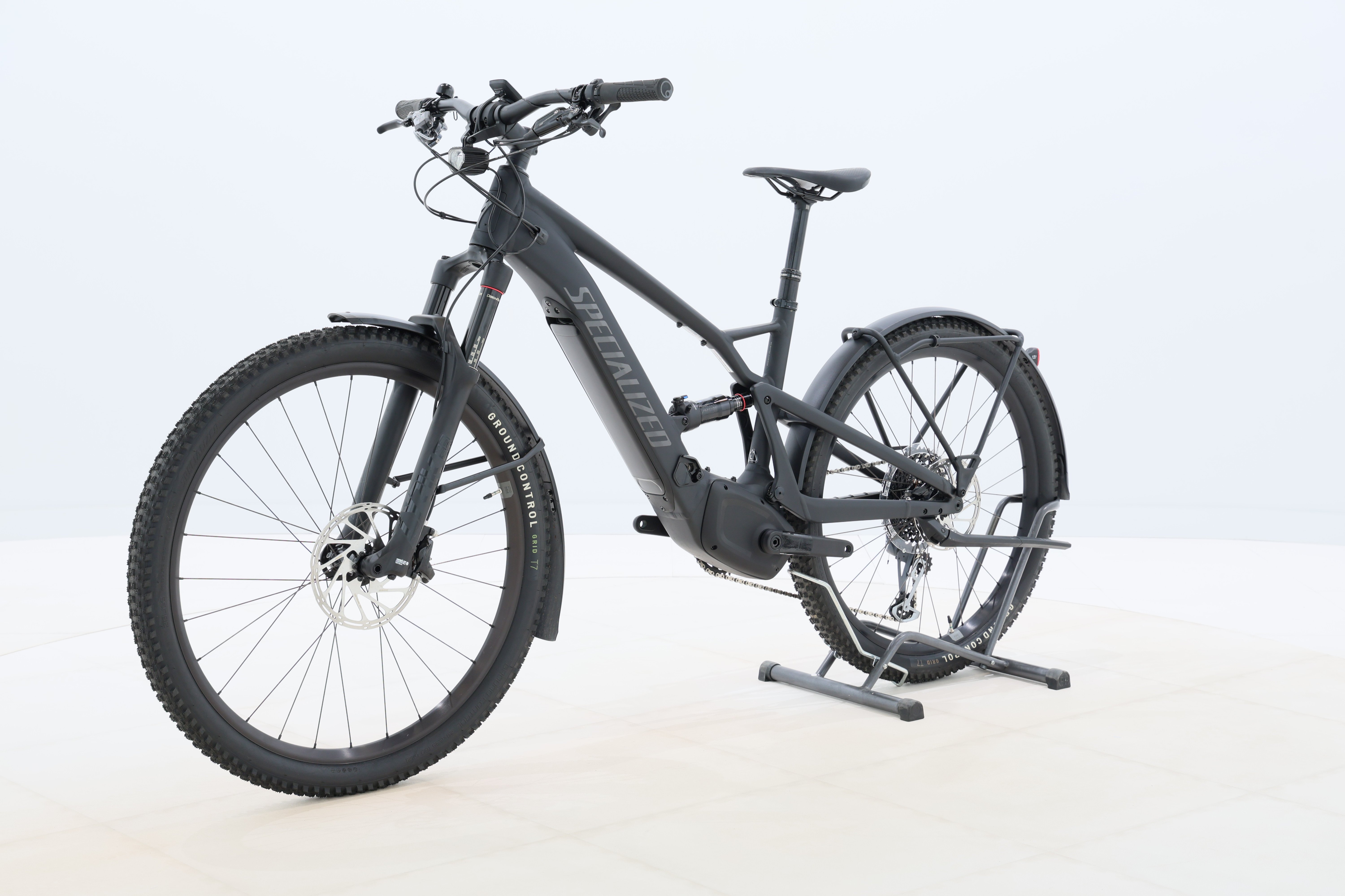 002b7dcb-dda9-46bd-b708-9daaa131ecd7