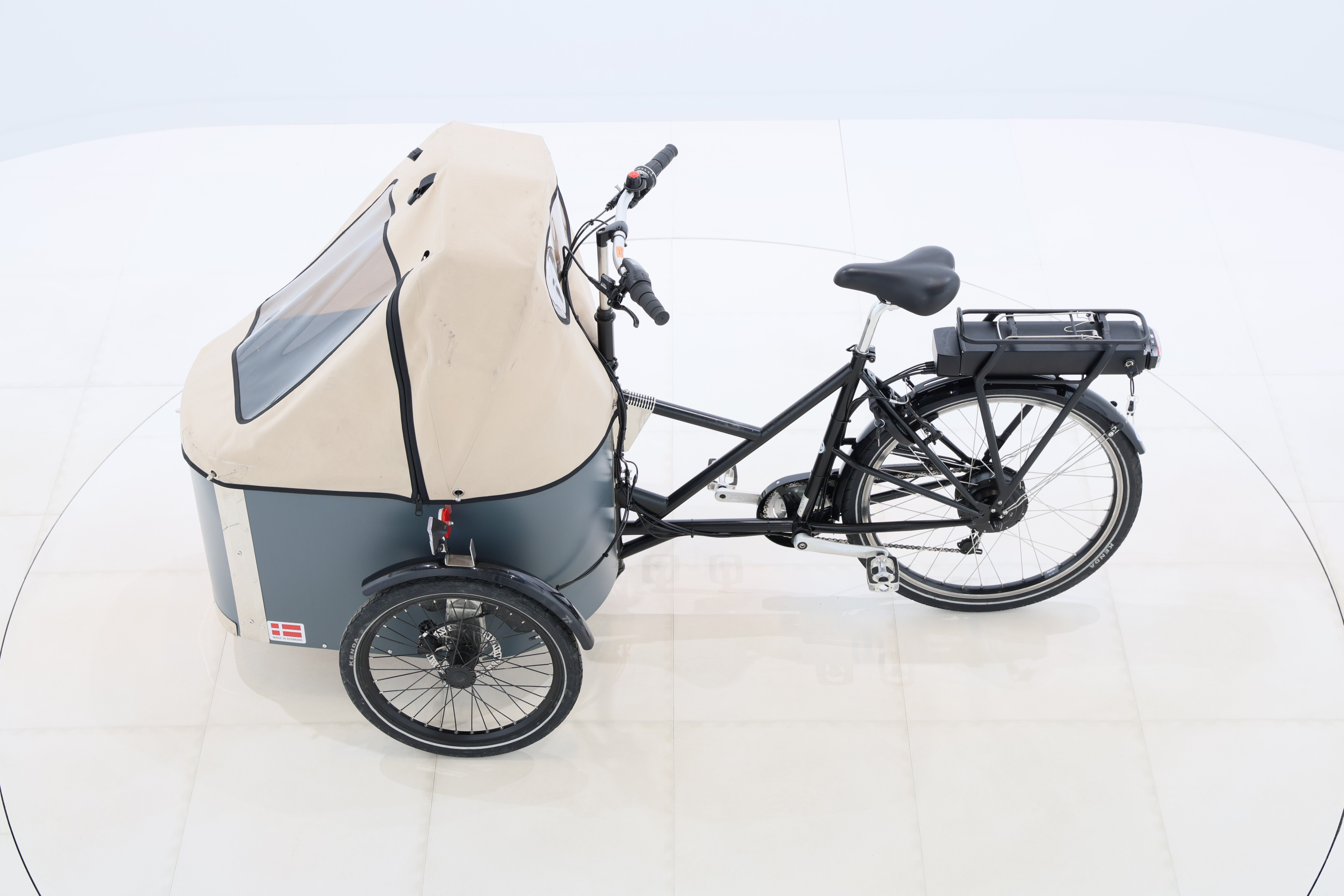 d277fb3d-5bf5-44f5-8596-f47deab01265