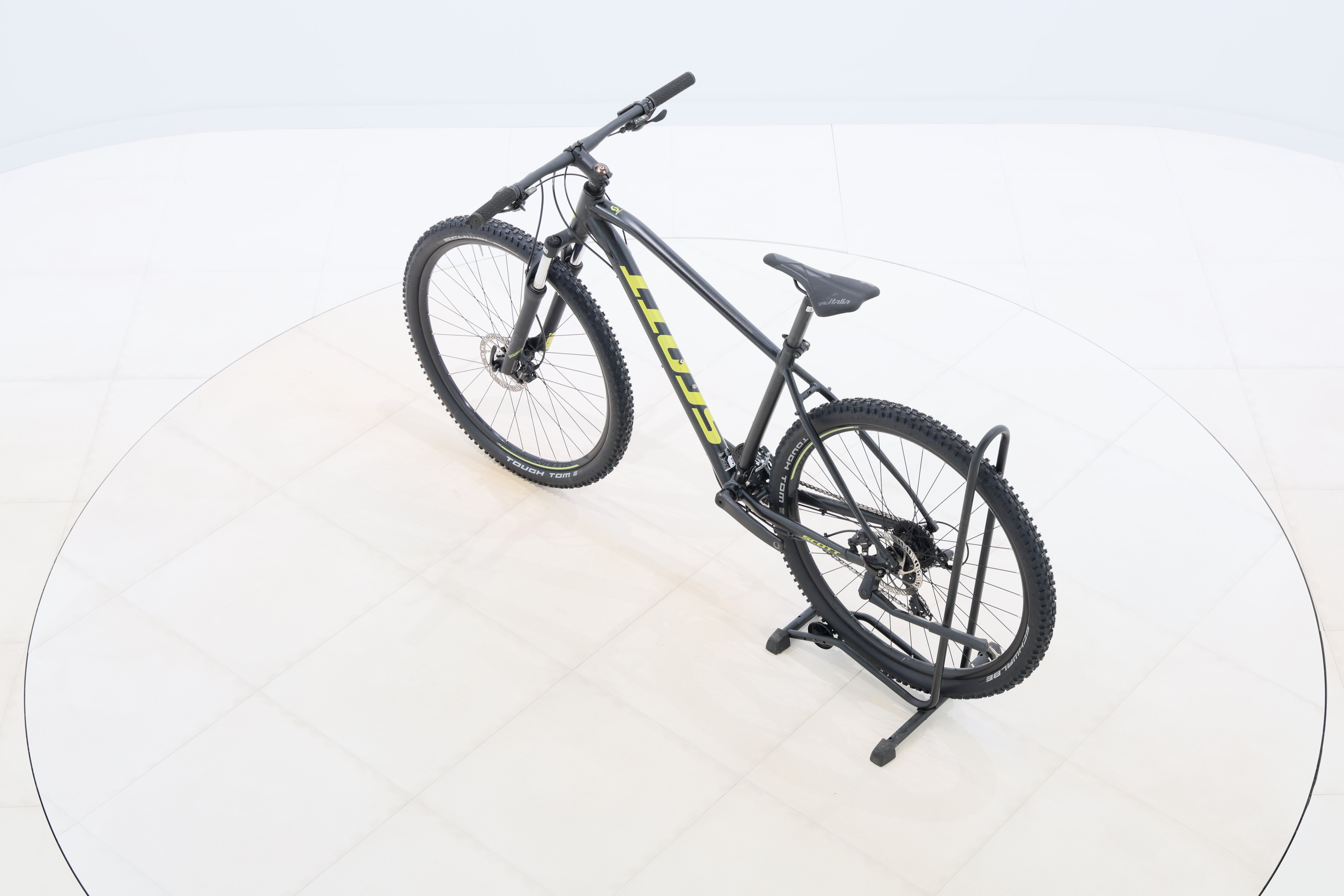 81dd91ab-bb36-408a-a2c5-9a8b67b93ab3