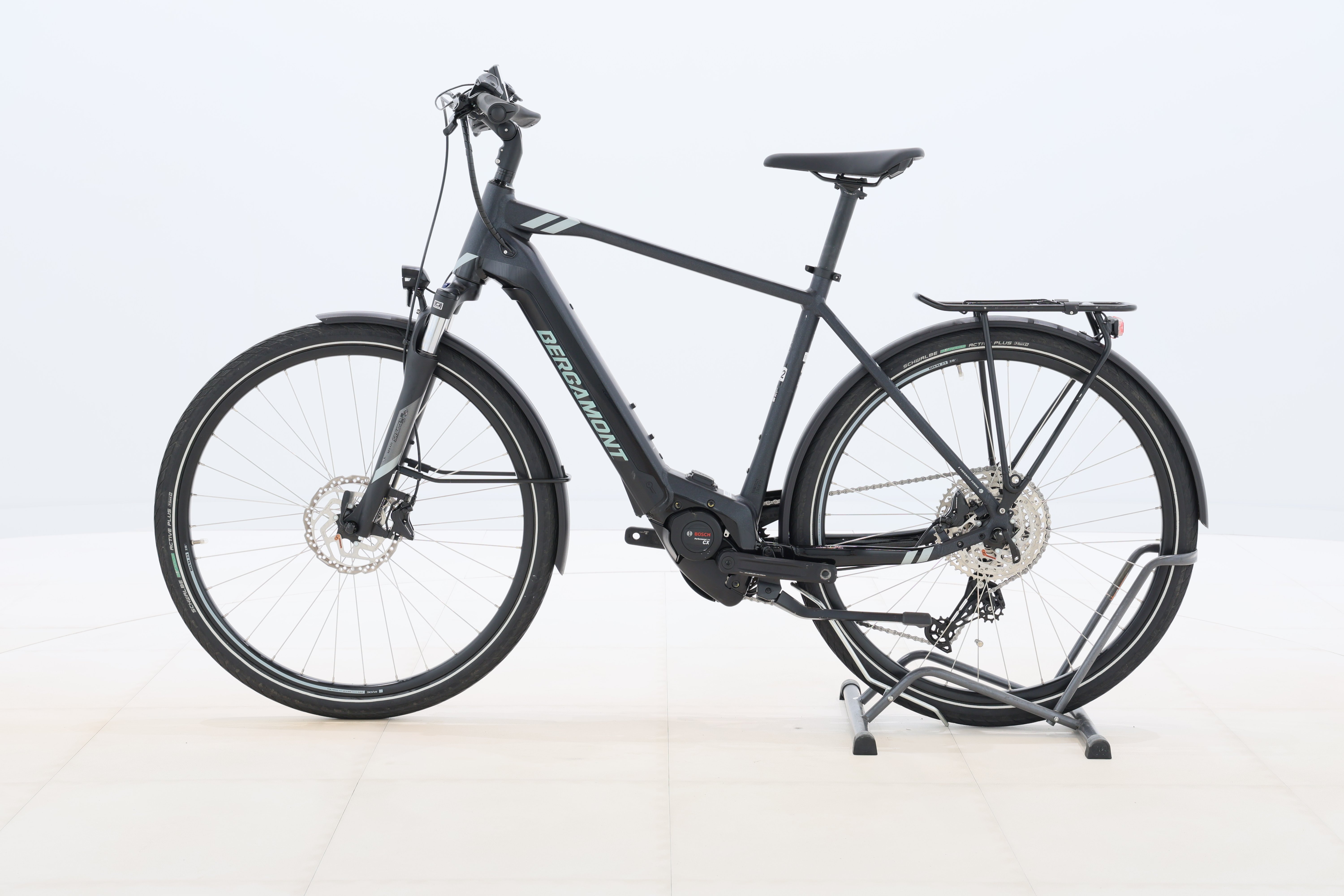 e194870f-dbfa-4d3c-8c22-9b550a45e6e3