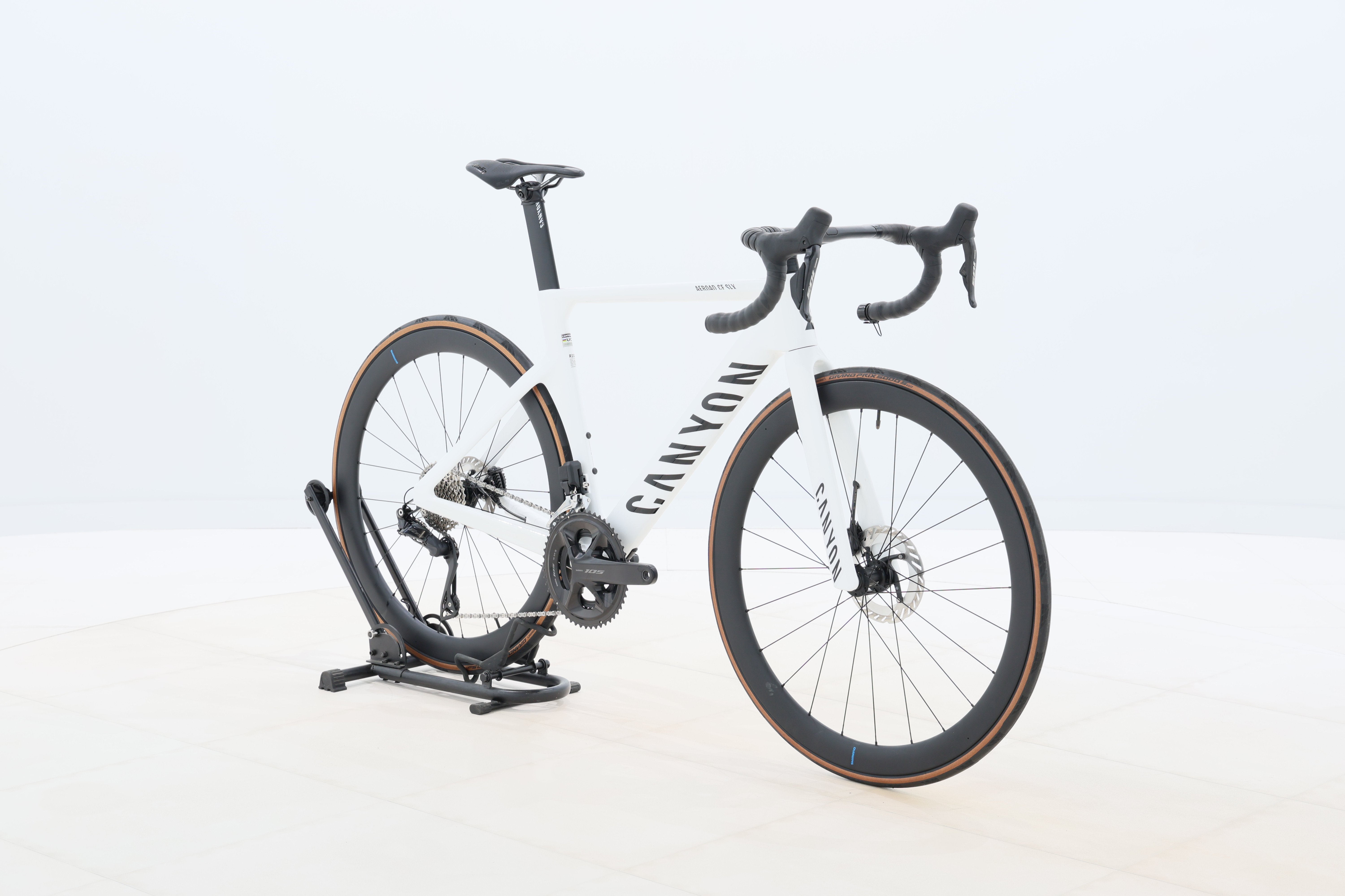 686f6c09-0bcb-4dae-b8fd-ba0e8f5f7ee4