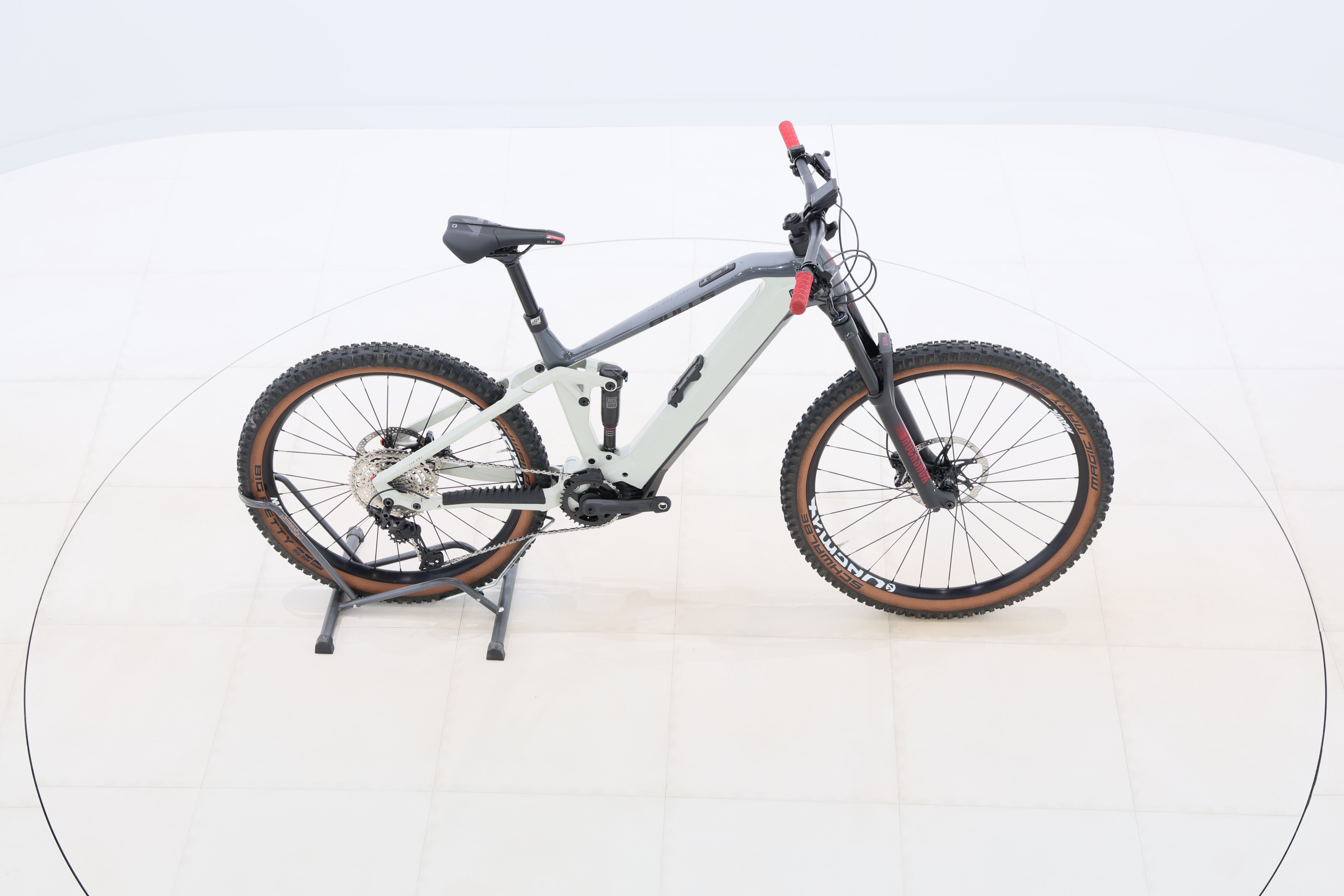 543b5a41-d82a-4266-885a-697ddd1b08a1