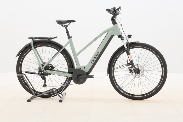 Cube Kathmandu Hybrid ONE 625 2023