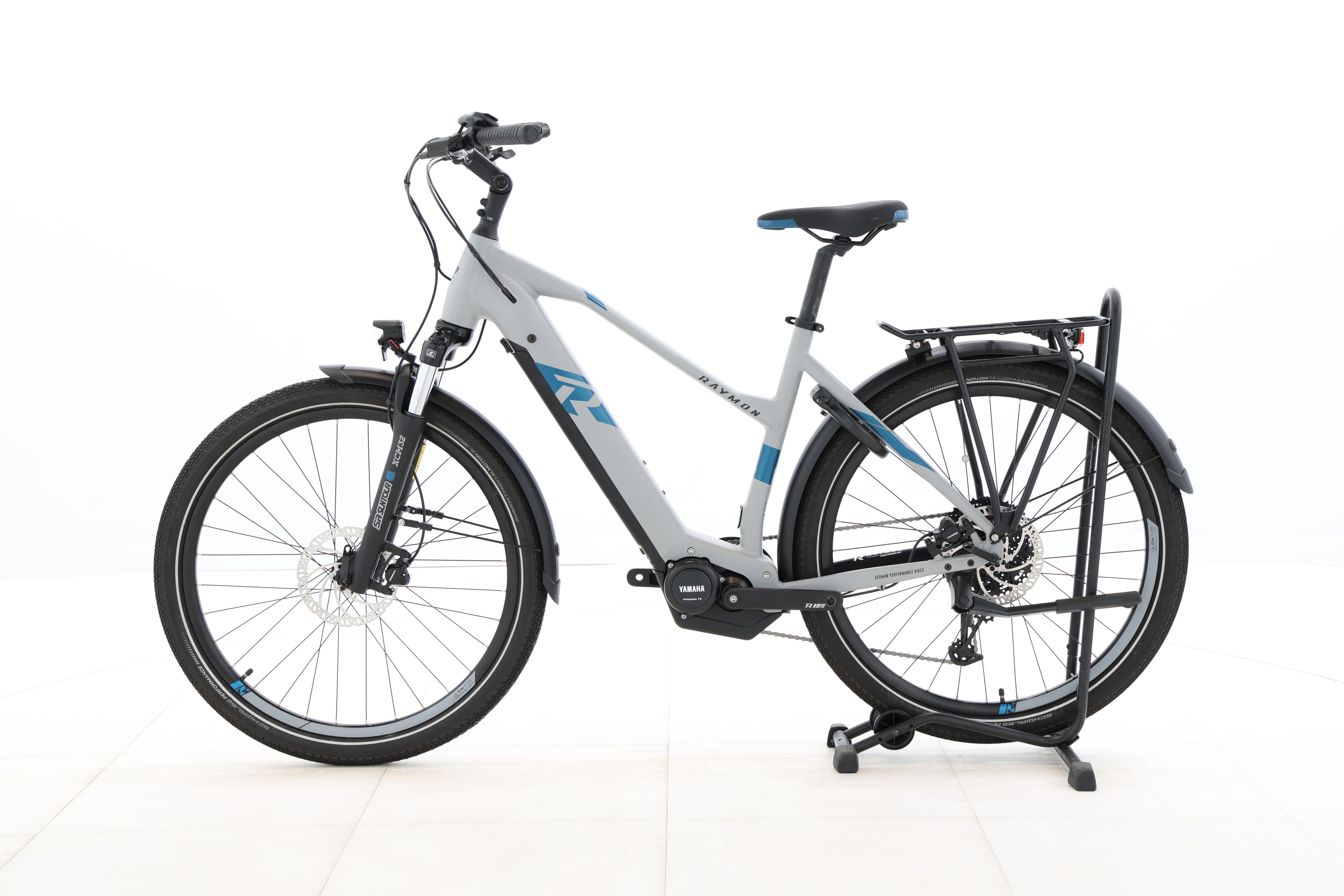 b1af85a9-6846-404c-bf66-f959249687f0