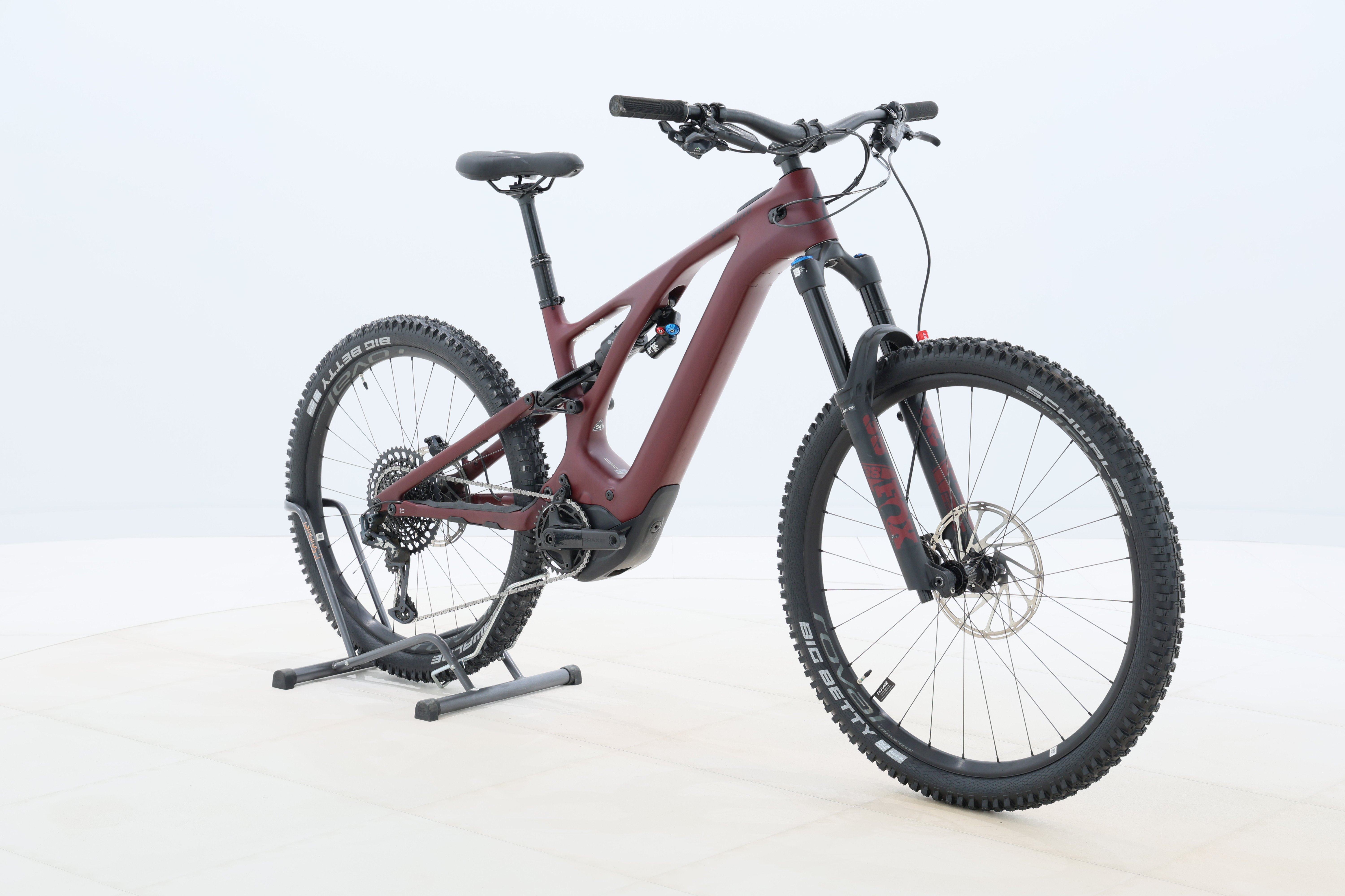 8a9a1da8-6914-41e3-b7cc-0859feb7e005