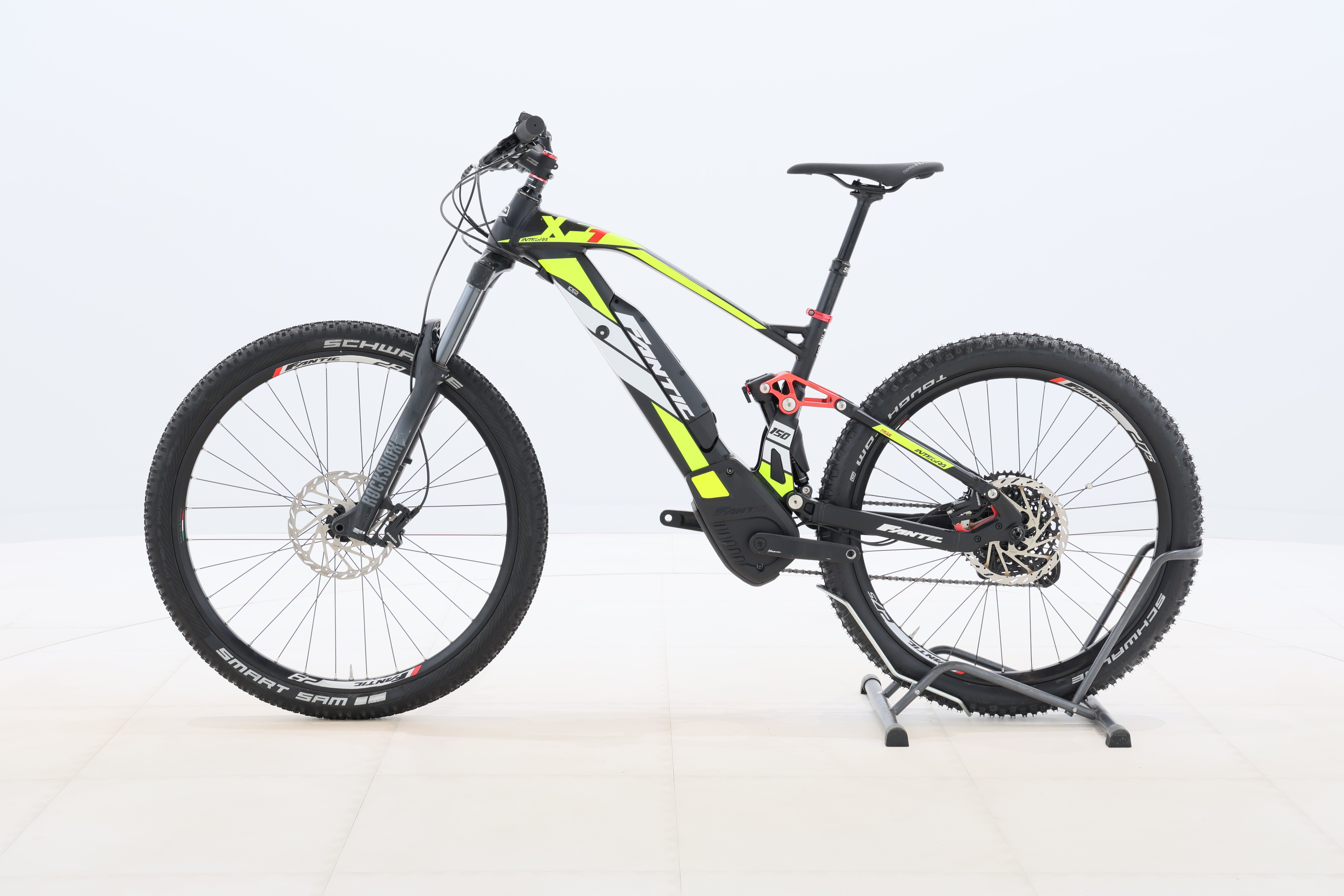 7ff6917c-0f64-45e3-ab3d-fe2f043cf1b7