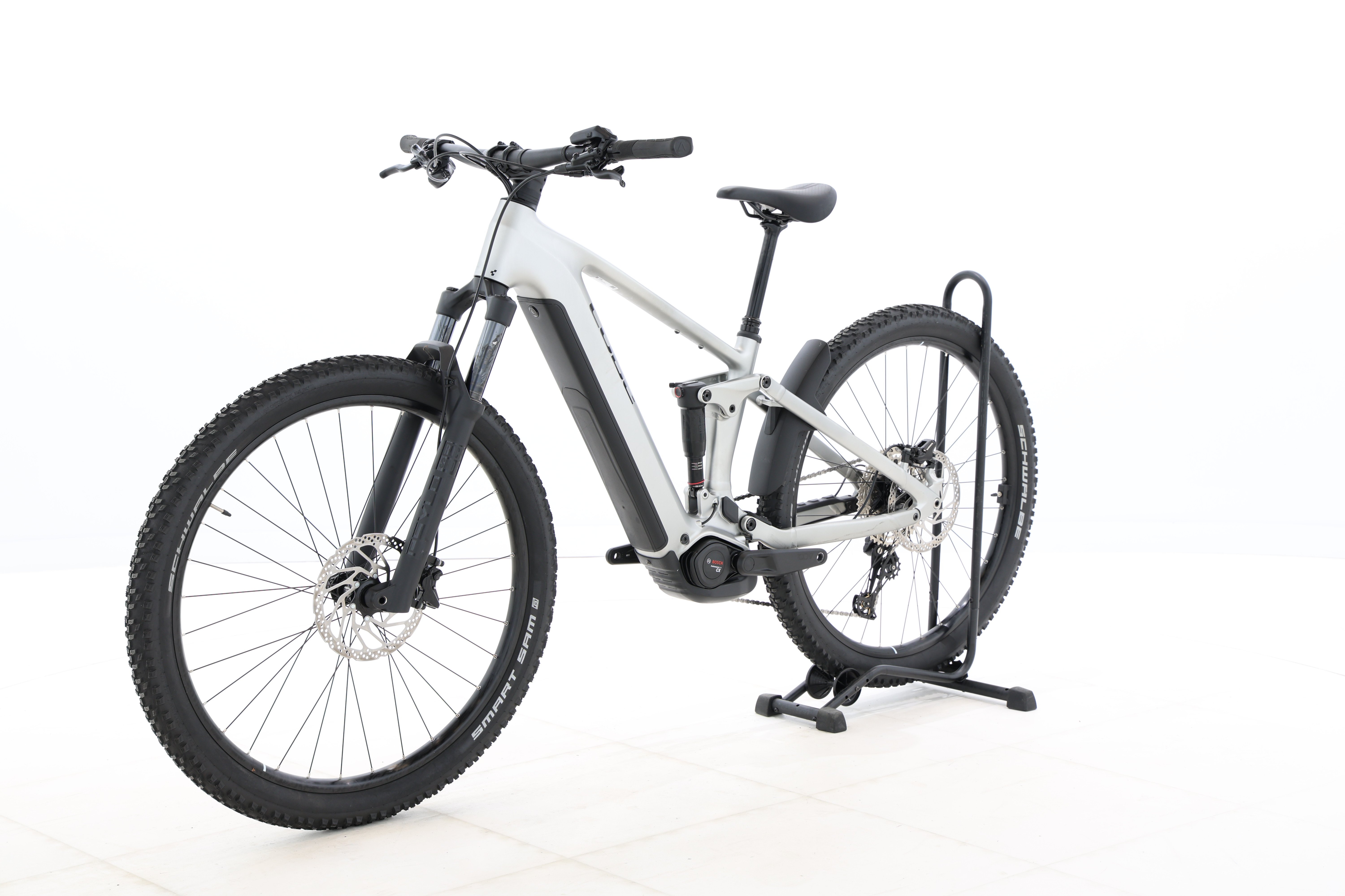 f0efb00b-a2a3-45f4-9b62-73012da32ada