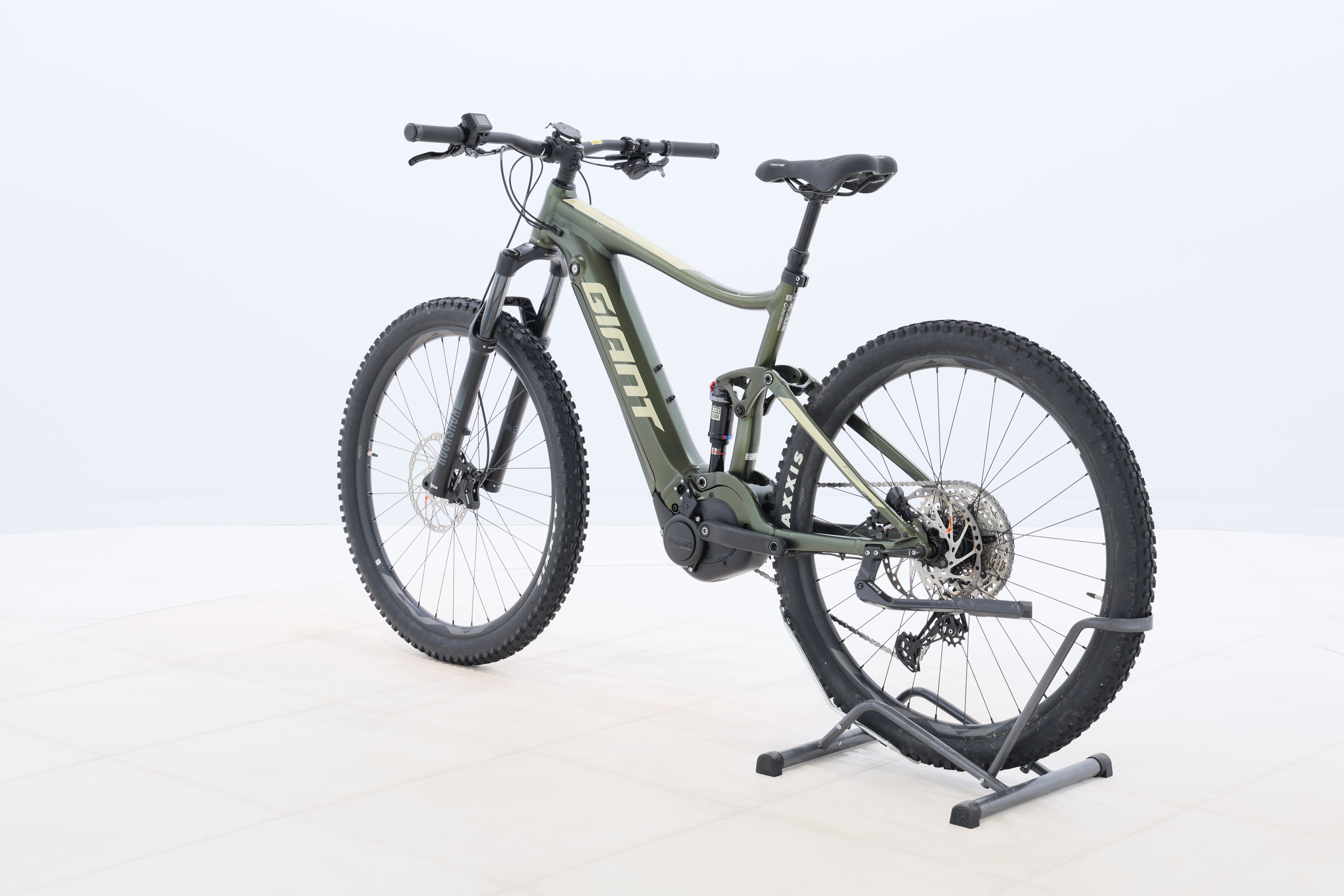 e9deafc1-f547-4ab5-a0a8-fa57b18dc9c9