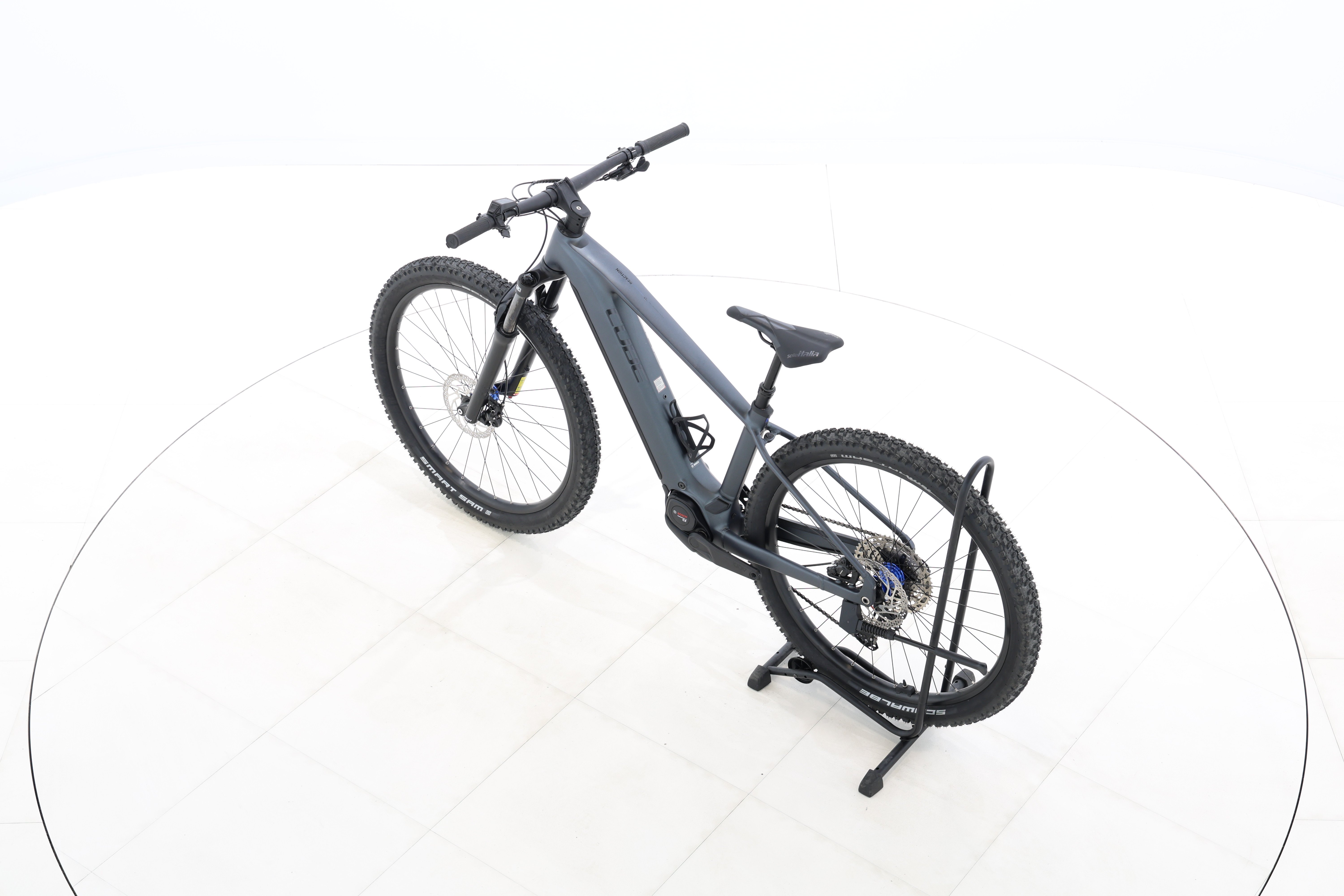 b96ea595-00cf-4a6f-a74f-e1d28d3bfa49