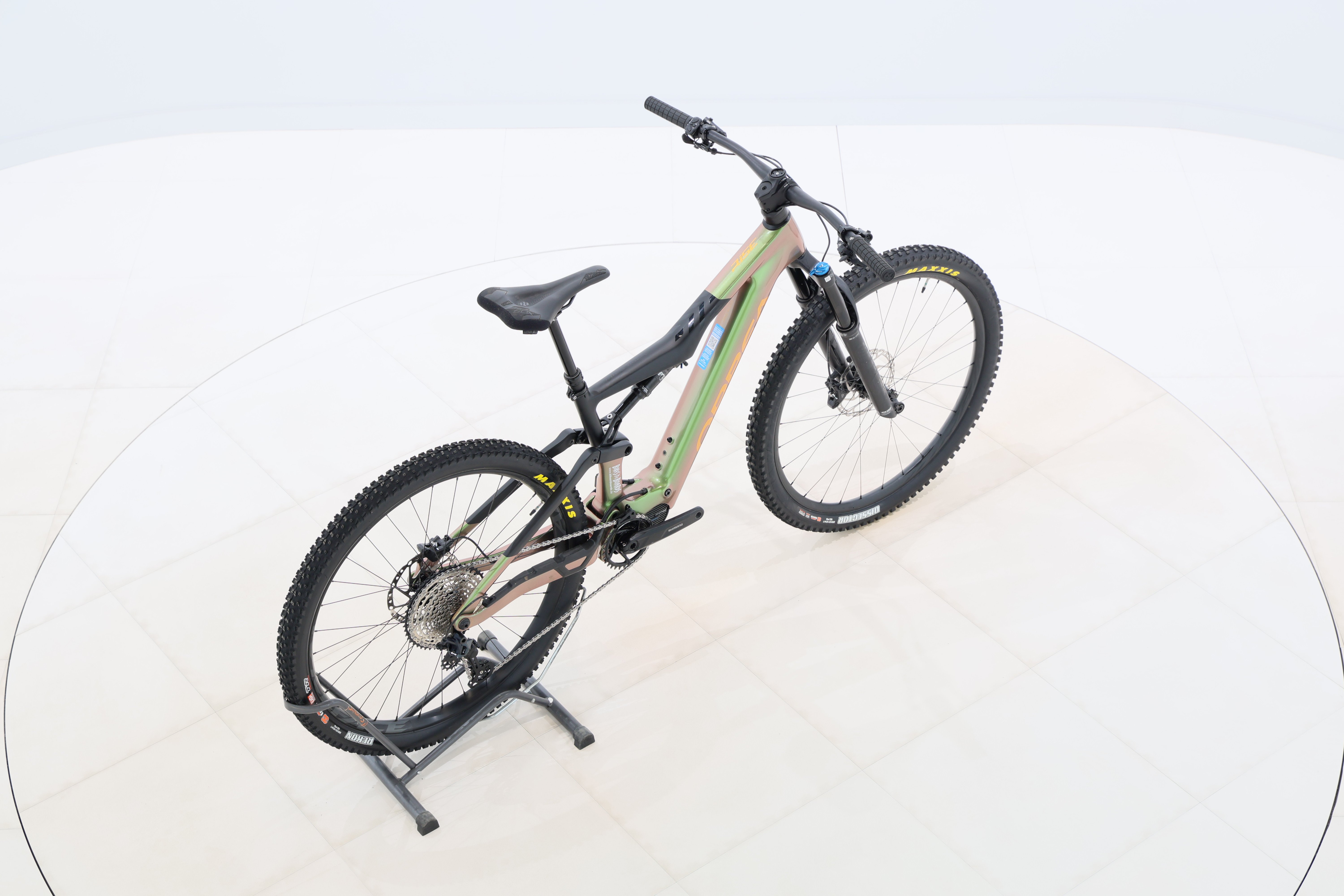 b11b7d04-73f1-457d-a88c-9c94383d6c66