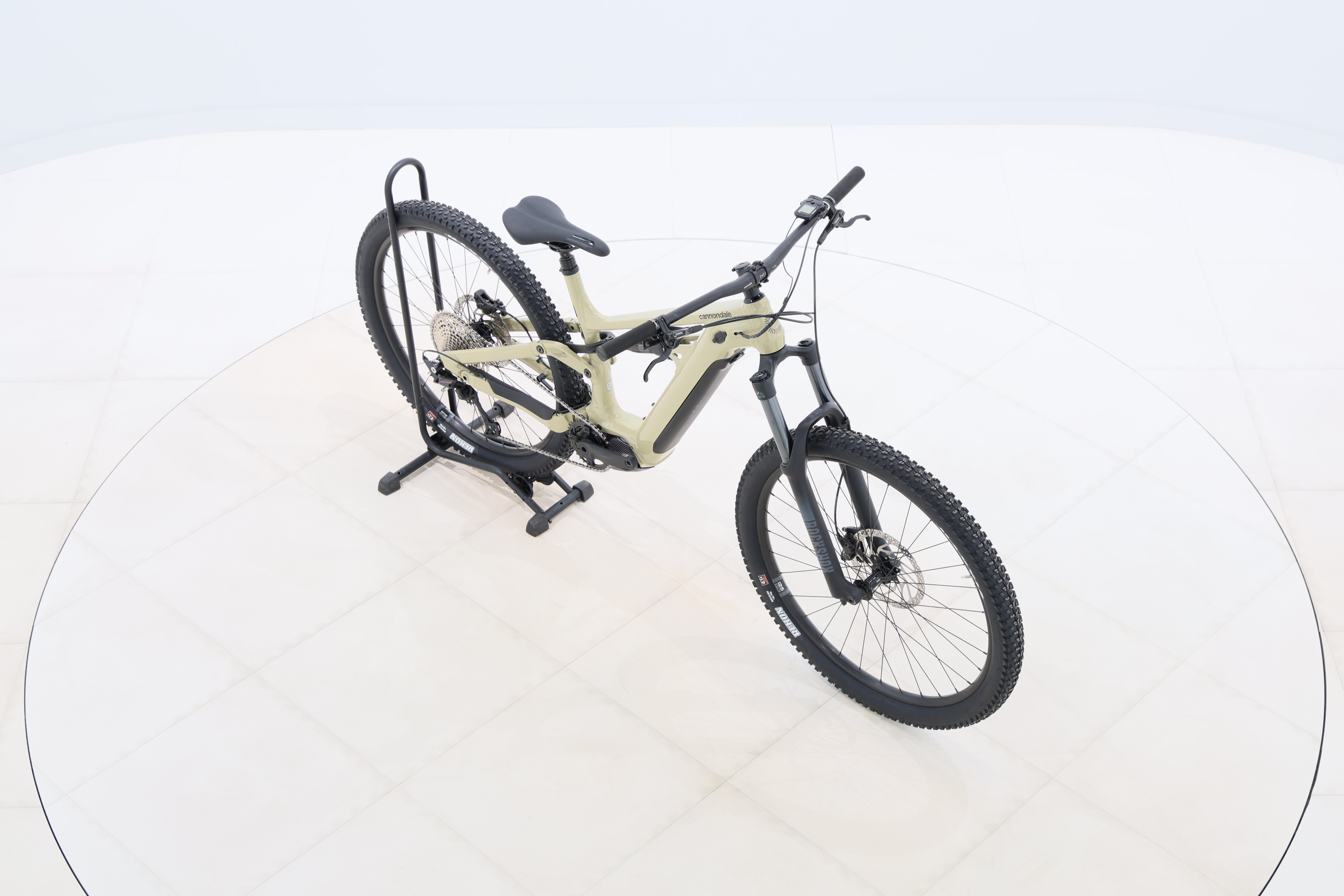 7bac3f78-127b-43d7-9a6e-252222758523