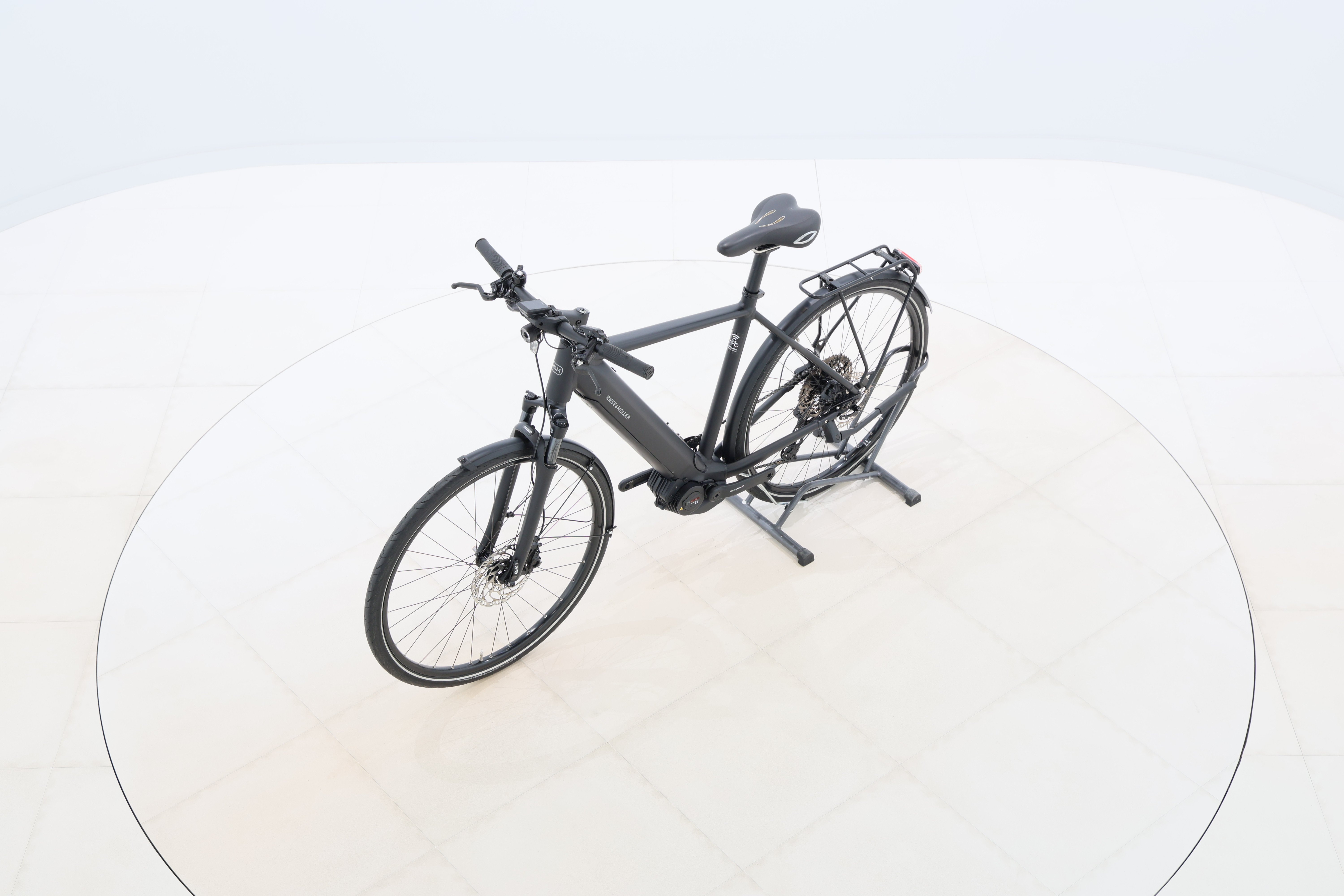 ab51e547-a6e3-4c3d-9e02-de204f636645