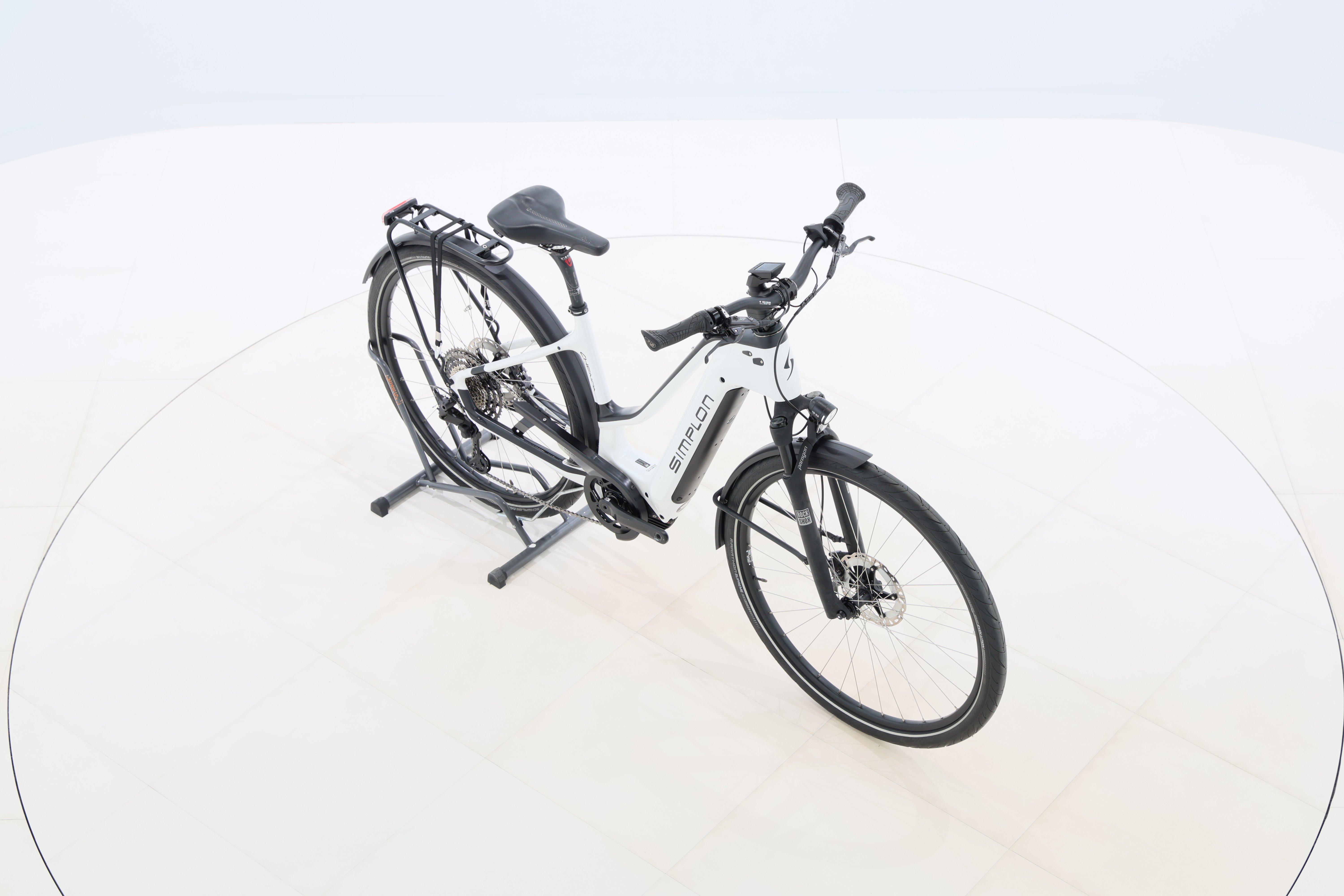 9dcbb986-4b11-47be-999d-1654d5c48bee