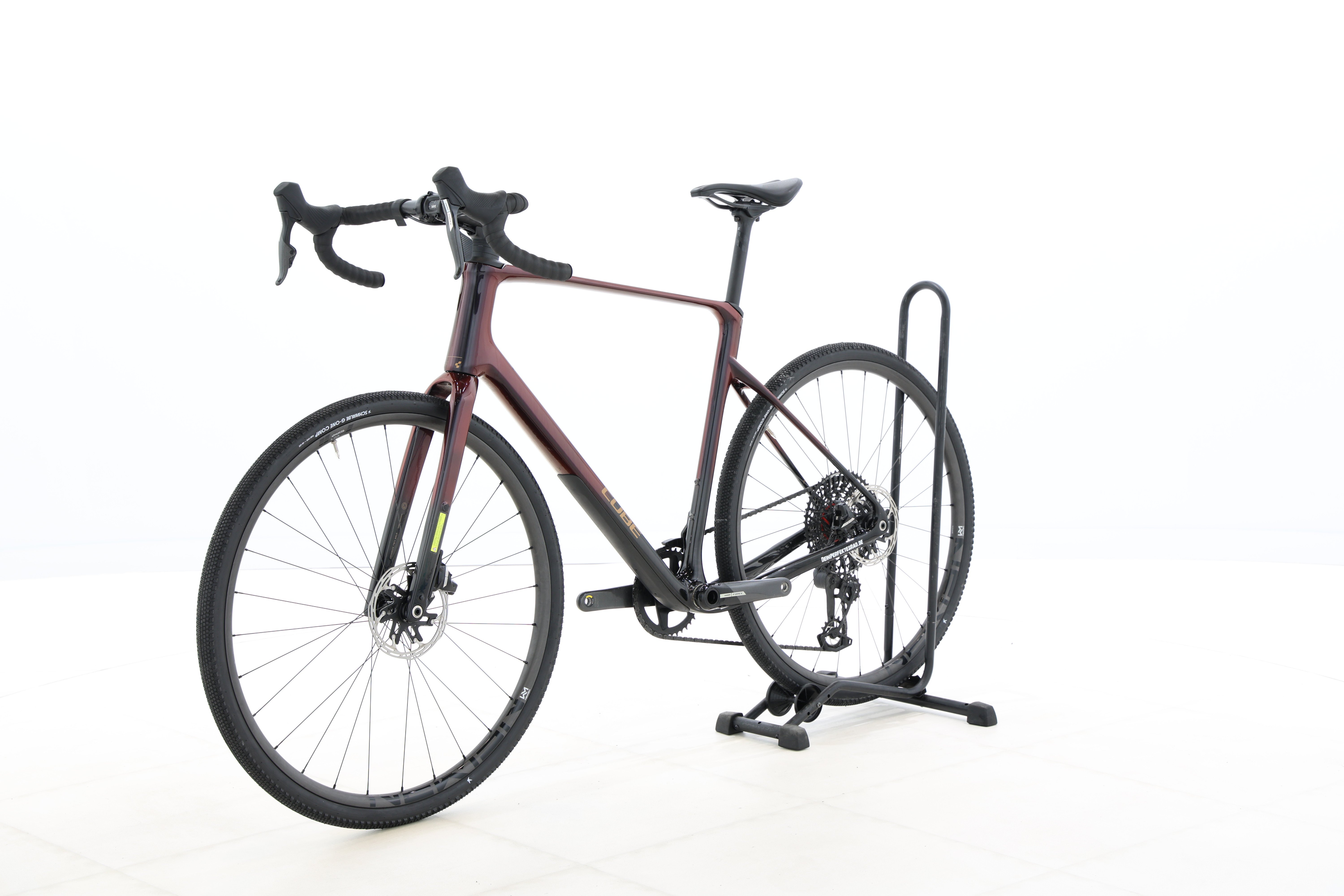 eede3f98-fbe2-42d9-8c63-f564d9a8449c