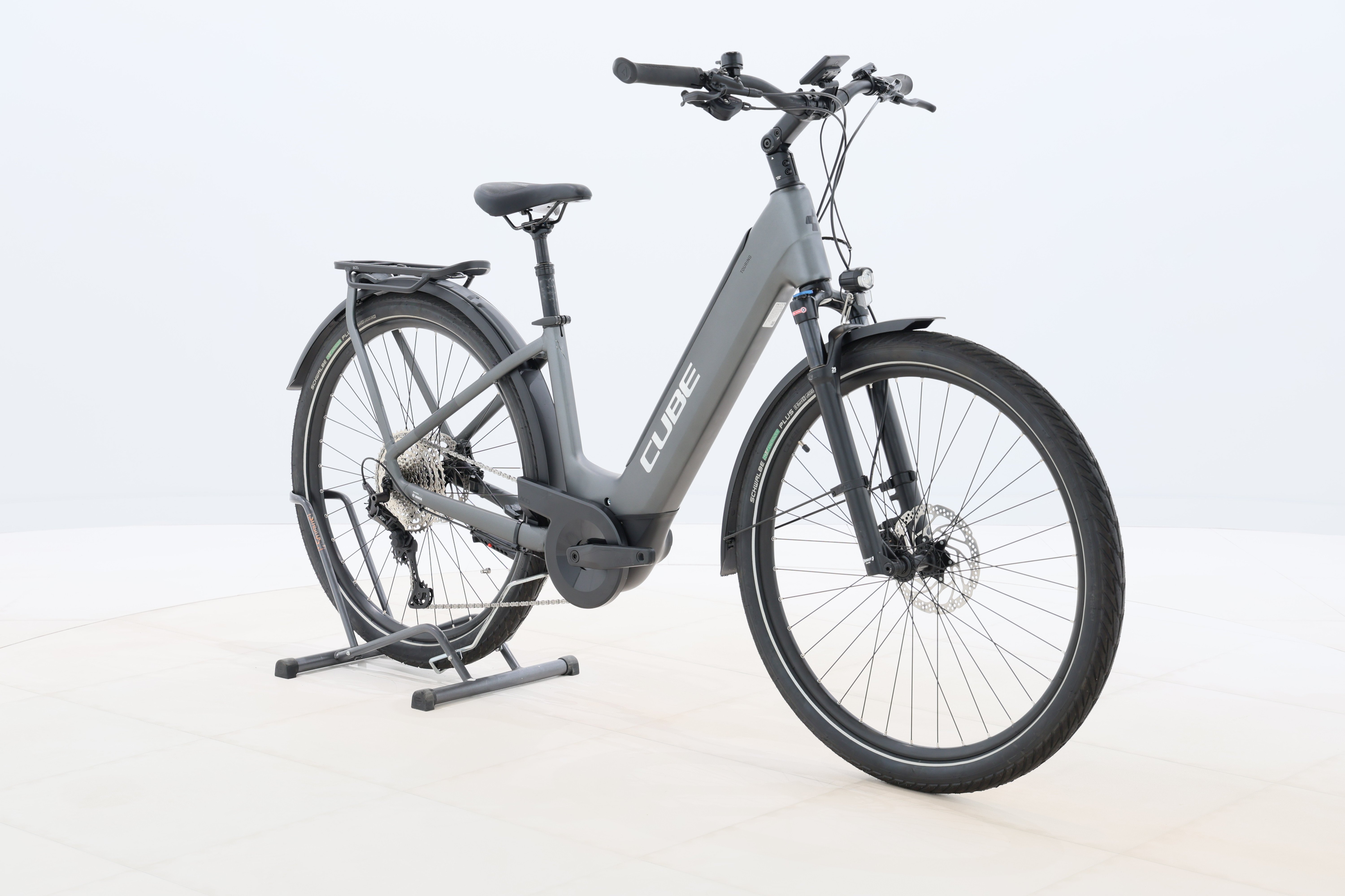 aa833c06-8fe1-4504-a664-00bbed2f8955