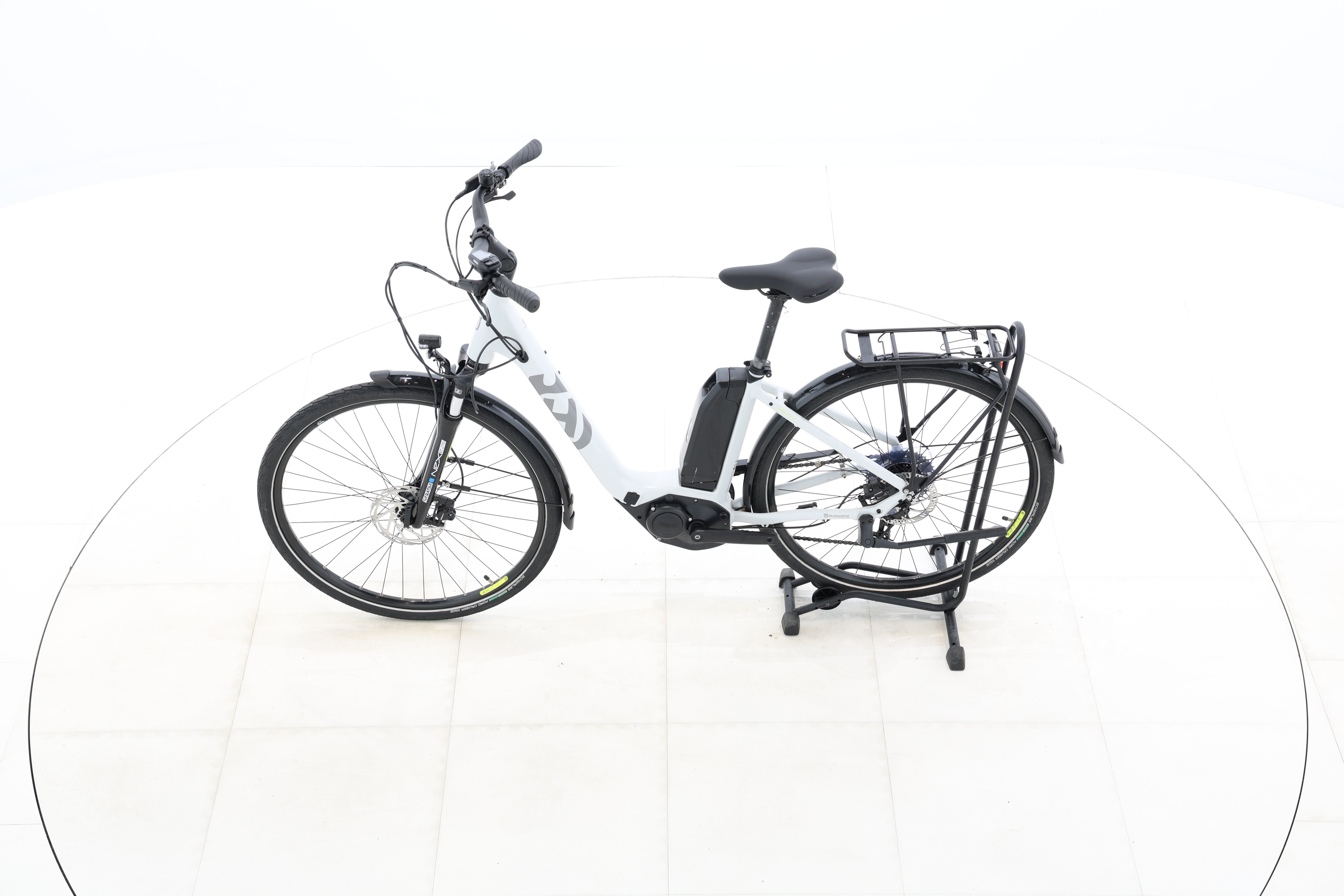 548cd459-303e-49e9-b100-480132f5b48e