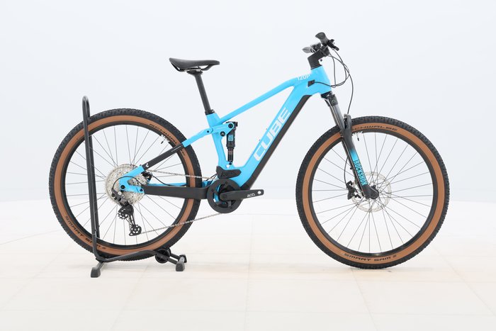 Cube STEREO HYBRID 120 PRO 625 2022