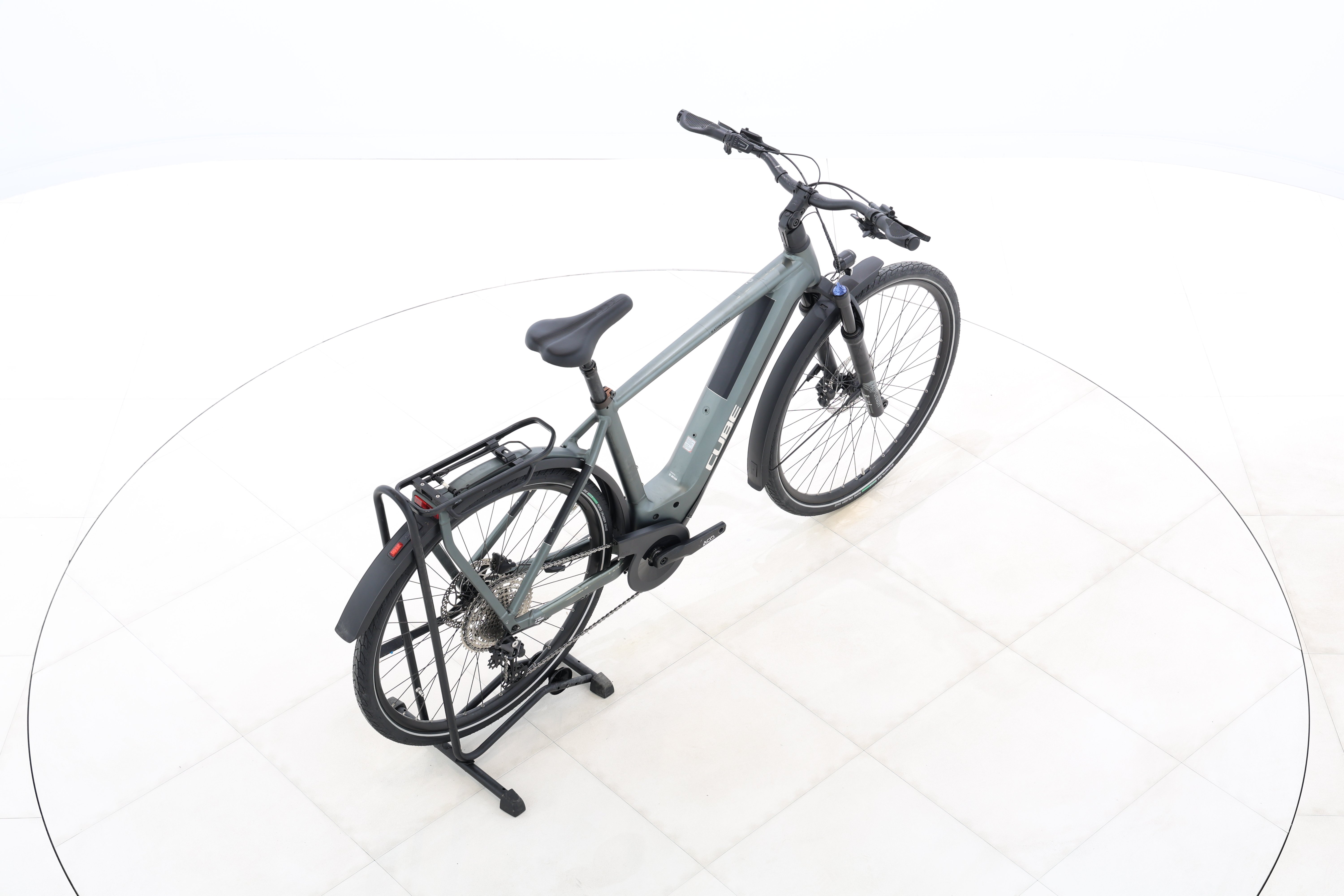 a52bb8e0-e011-4a13-b837-525082affae2