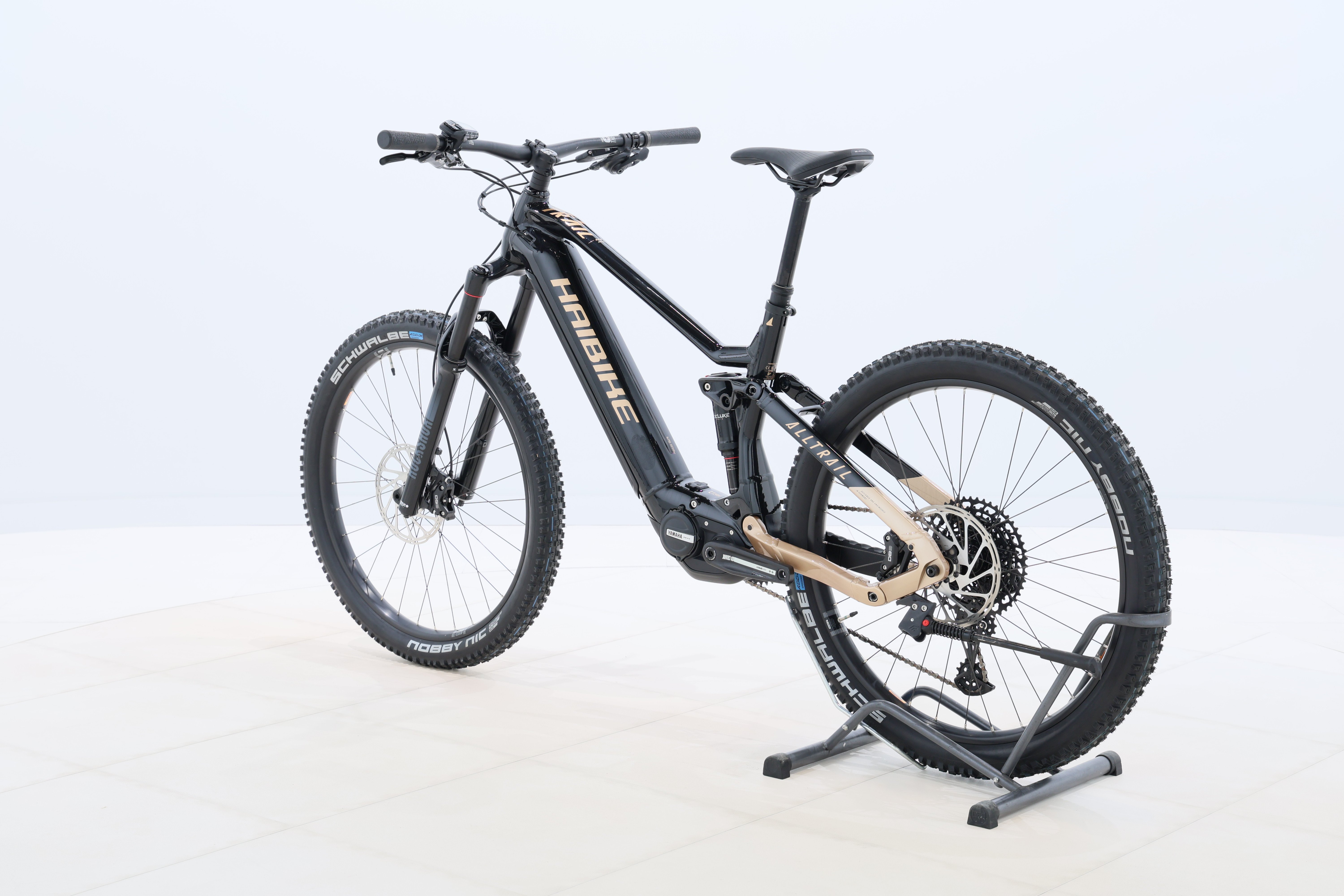 c207da6f-6485-4eb4-86e7-0e5790a6193c