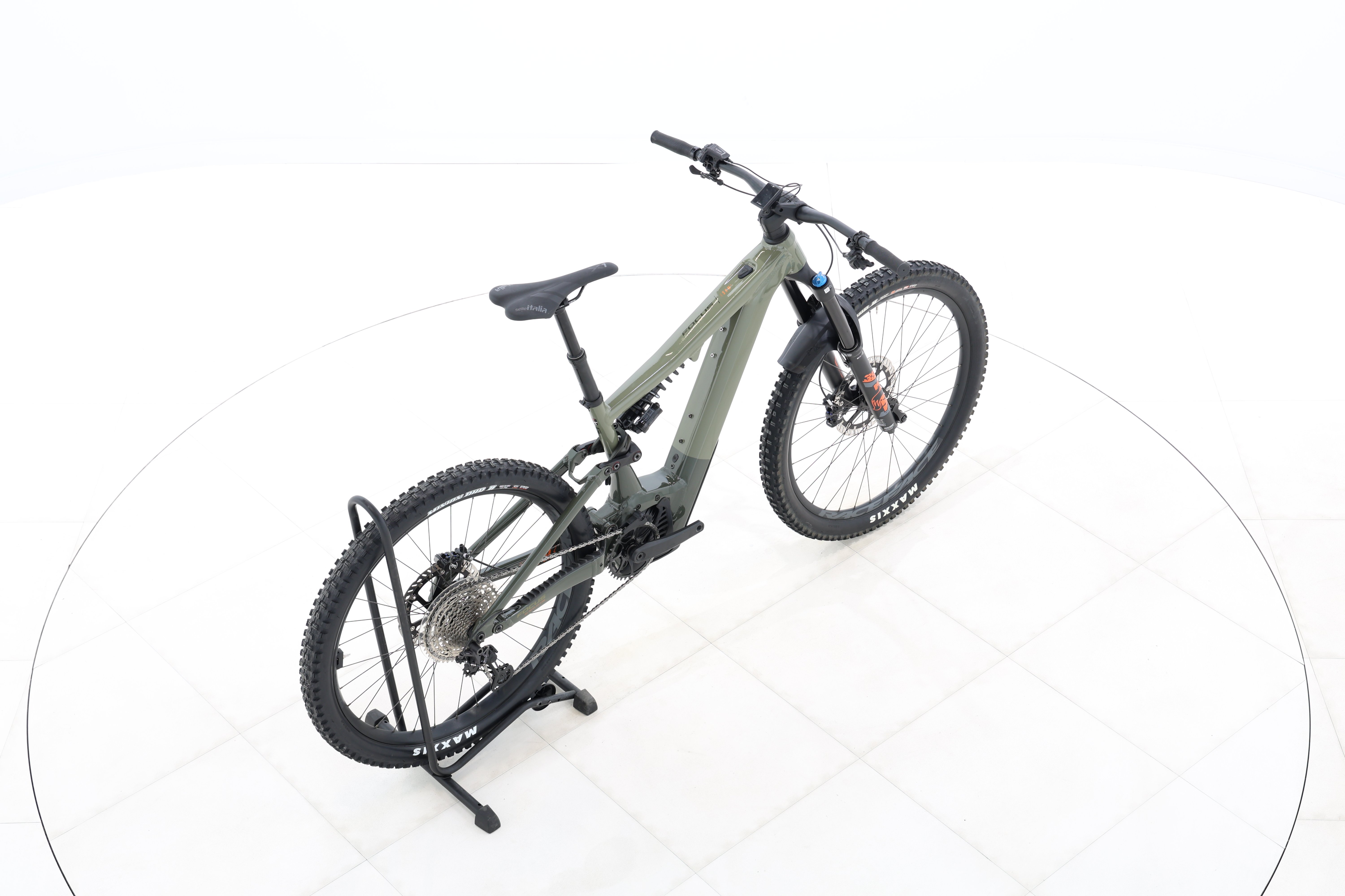 c4c82280-b2f2-4370-af45-01c448f7be8a