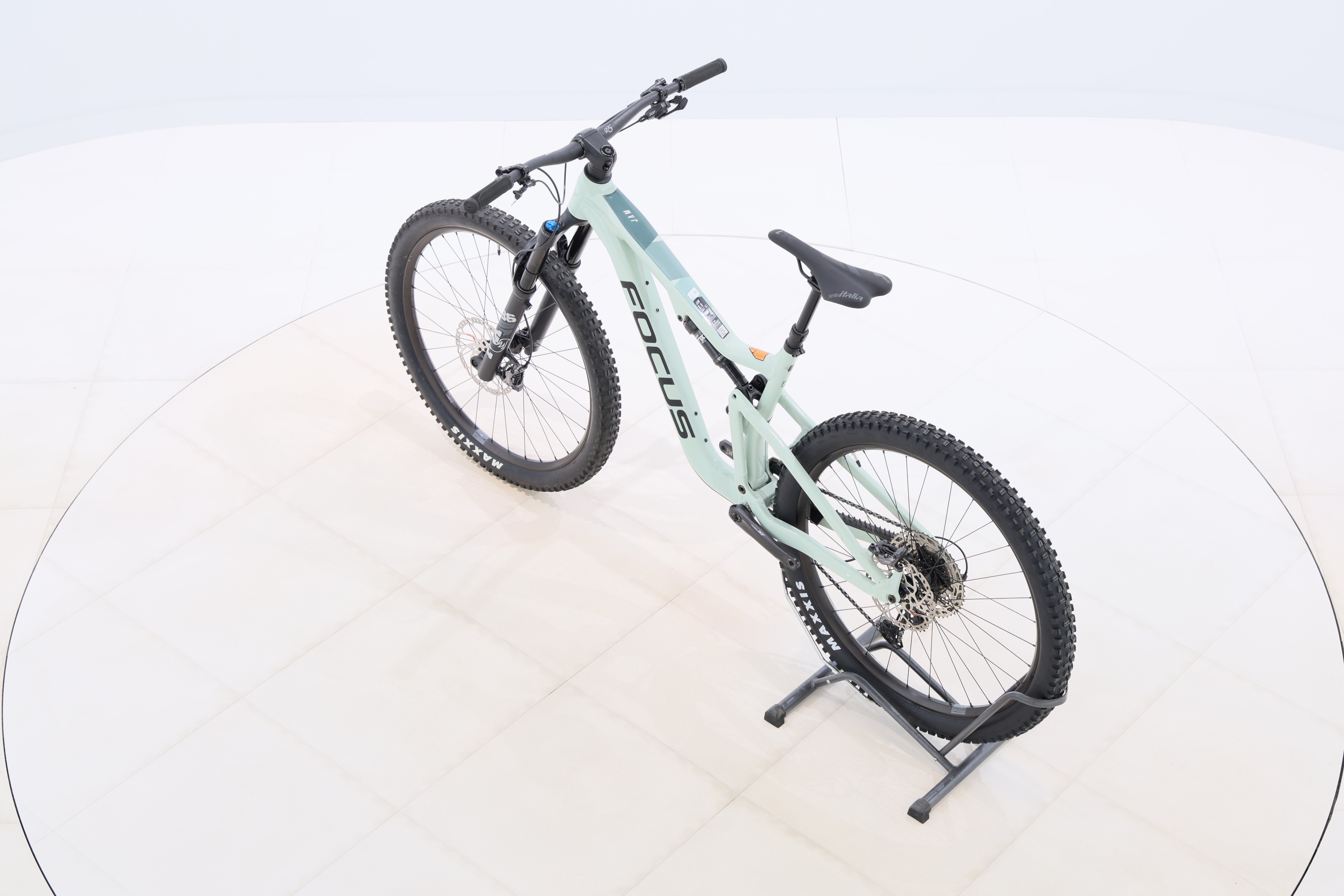 c2681f34-e30e-4f82-83ca-e410e52e9b1c