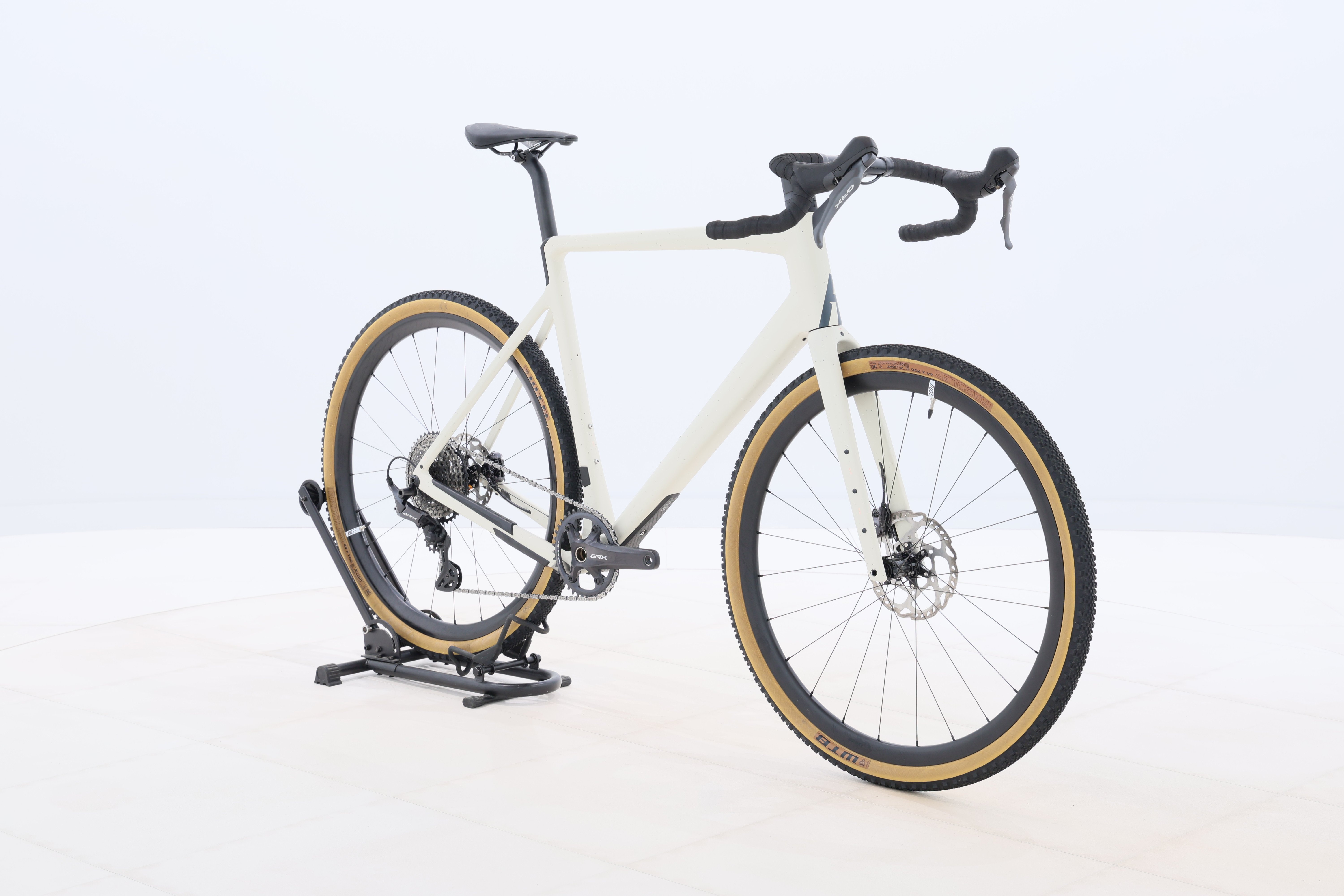 0daec0d3-cb6d-4fd7-939e-fa78e4911308