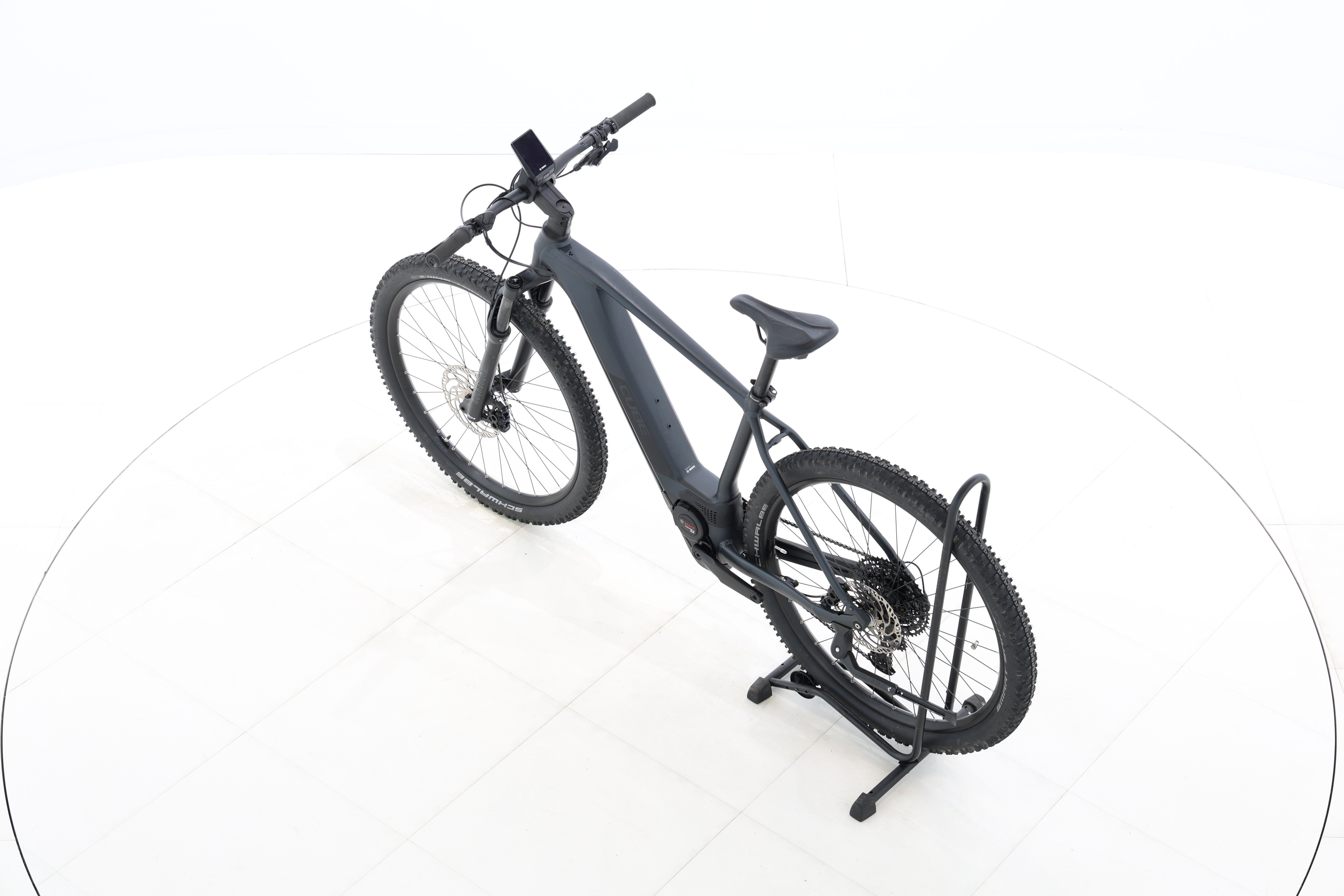 57e1085a-c9b6-4bba-b90b-84f2f6852d76