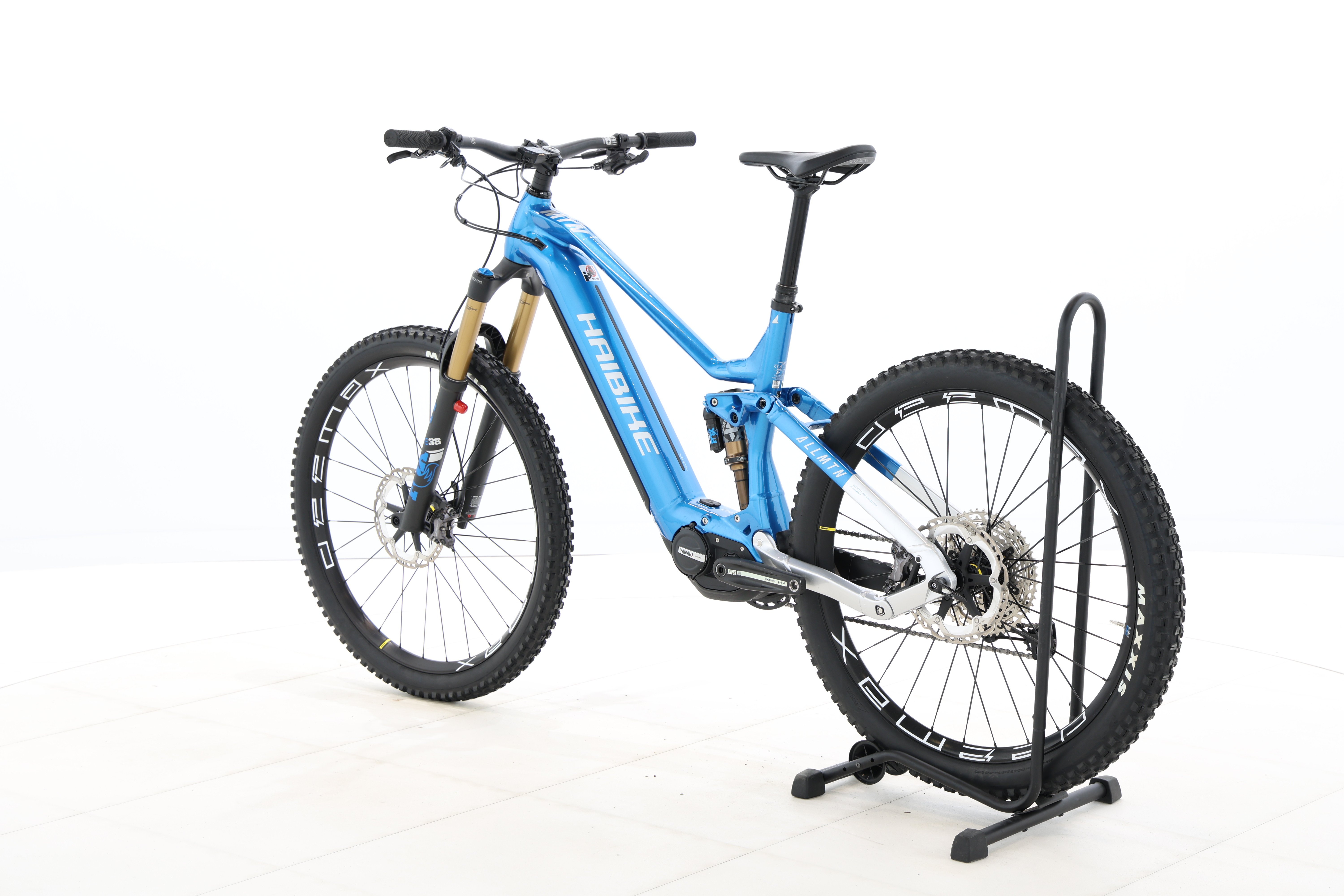 18a3d1a4-0a8e-4efc-aac9-56865c9705a6