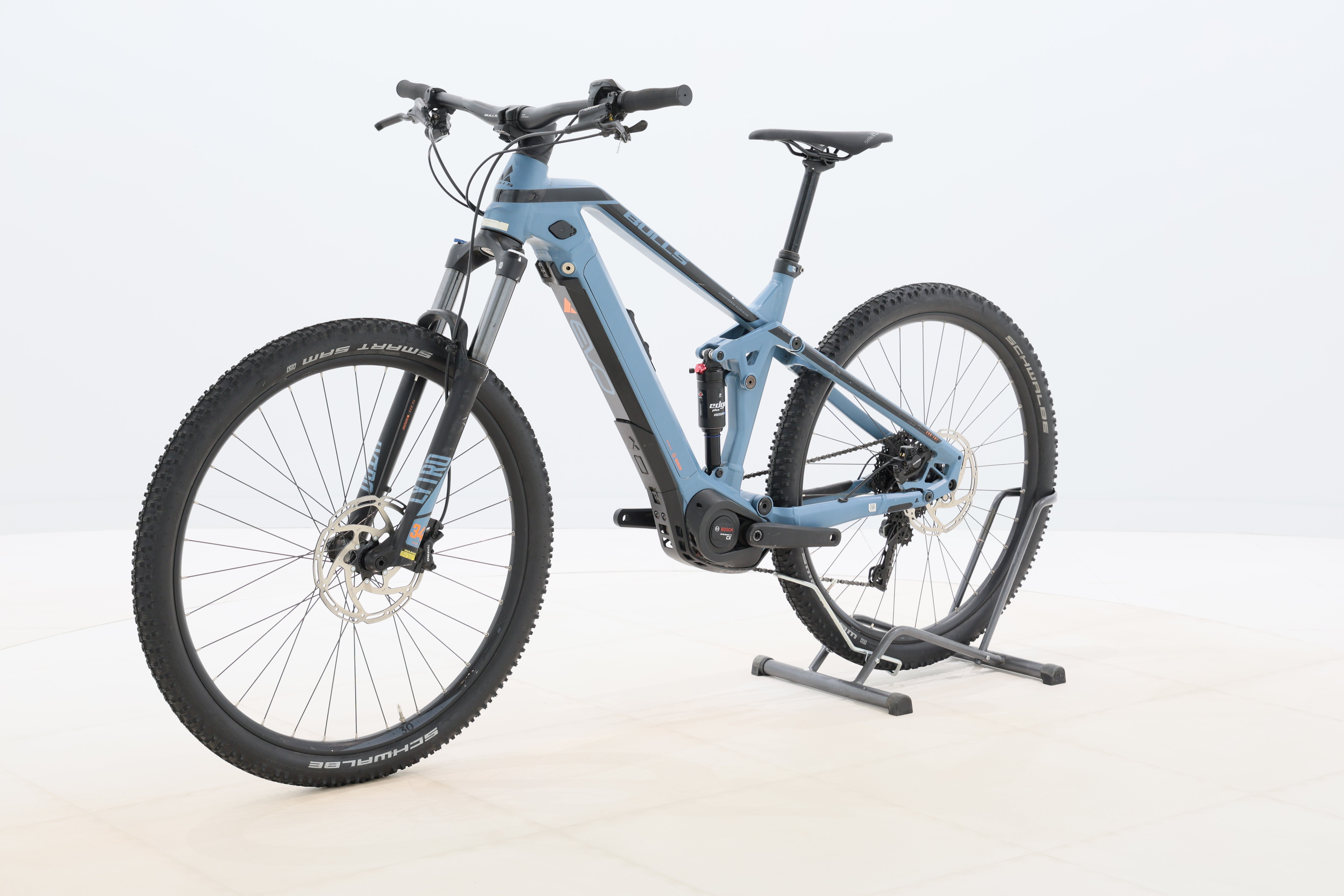 b198c4b6-76ba-440f-be04-2fe2954c3f6a