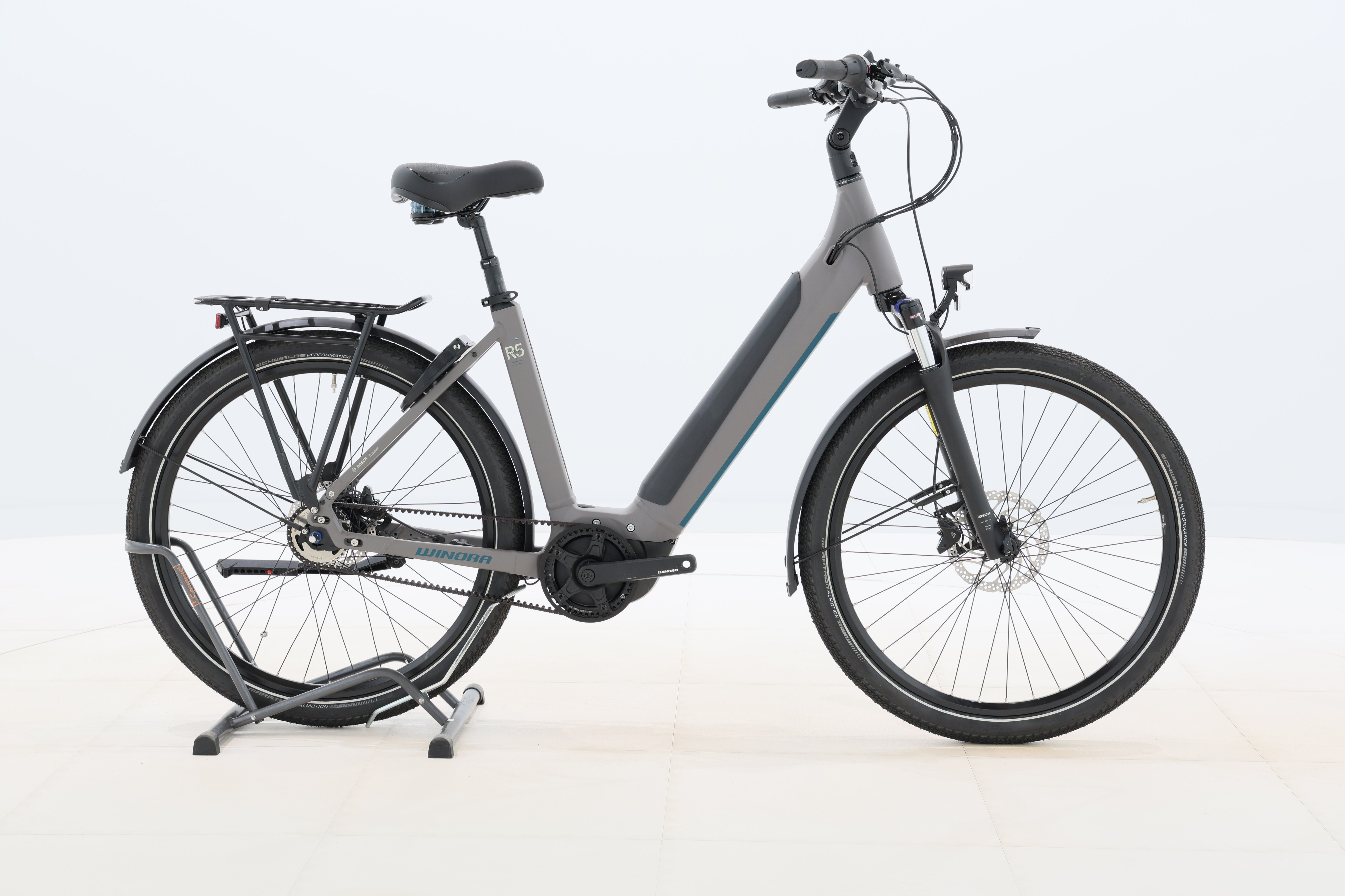 5b6555a4-9651-4498-abff-673abc258443