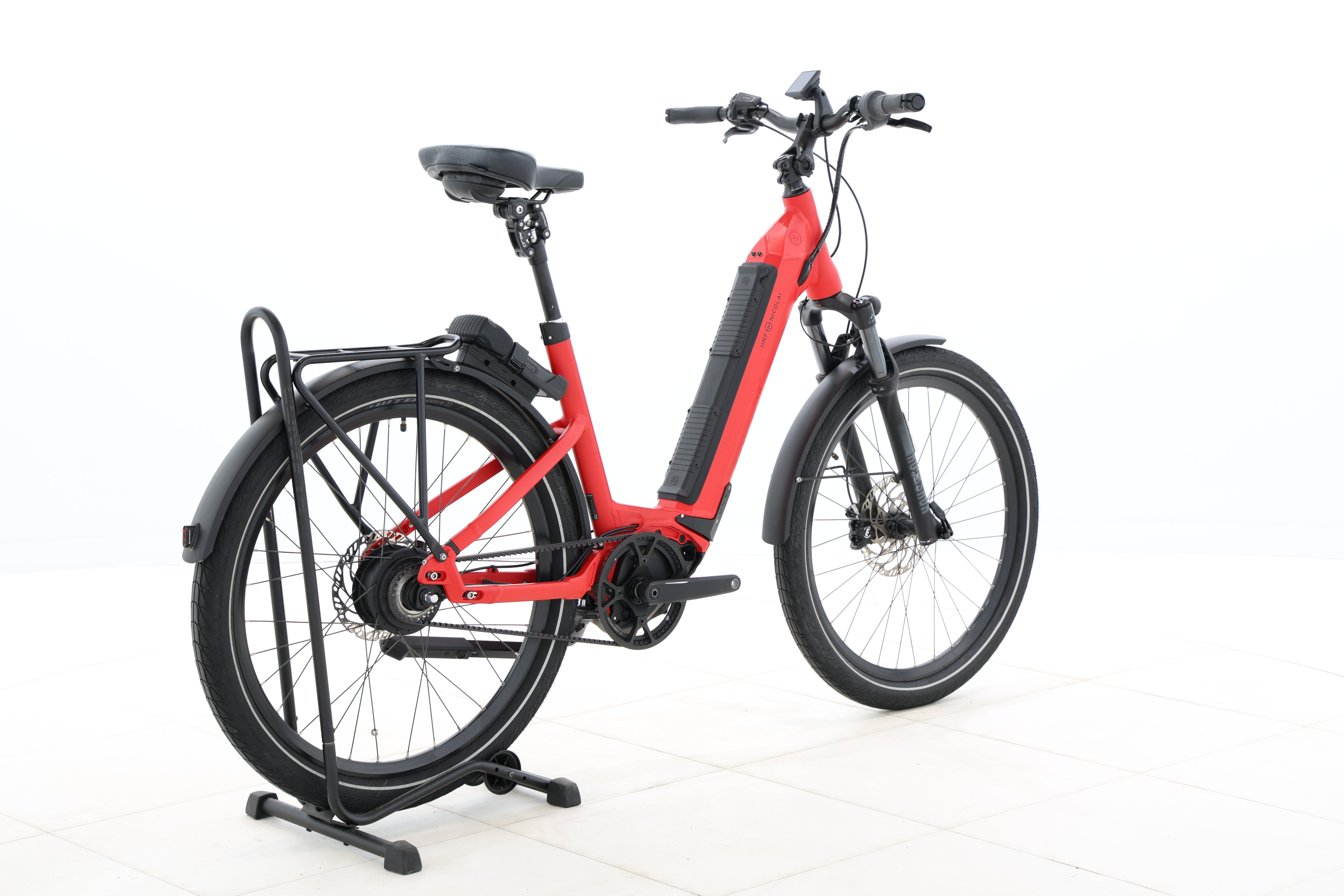 e8926e2d-be4c-4f84-8ace-8705ec47fbd3