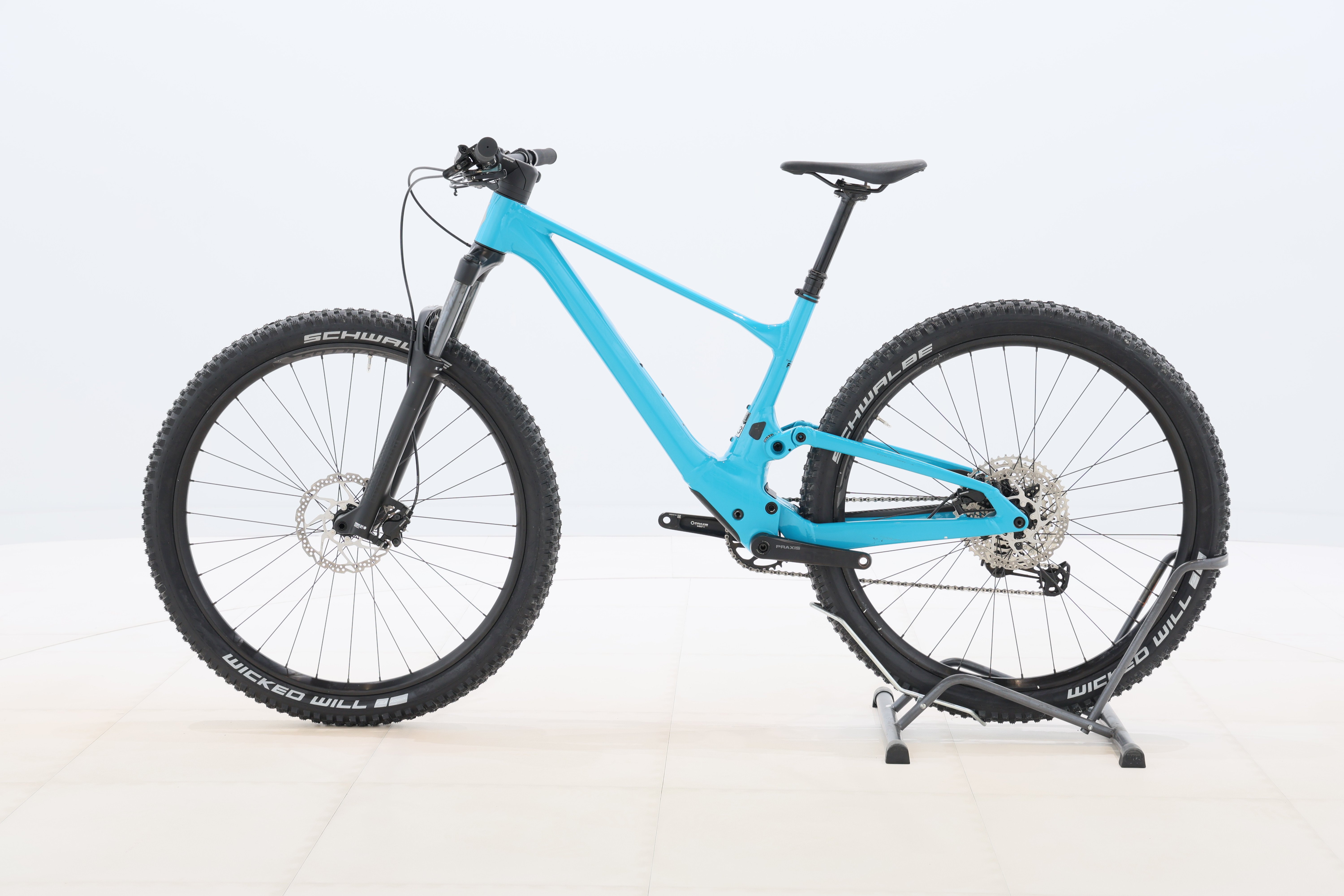 30ff2683-531c-4071-b718-0b361950ba3e